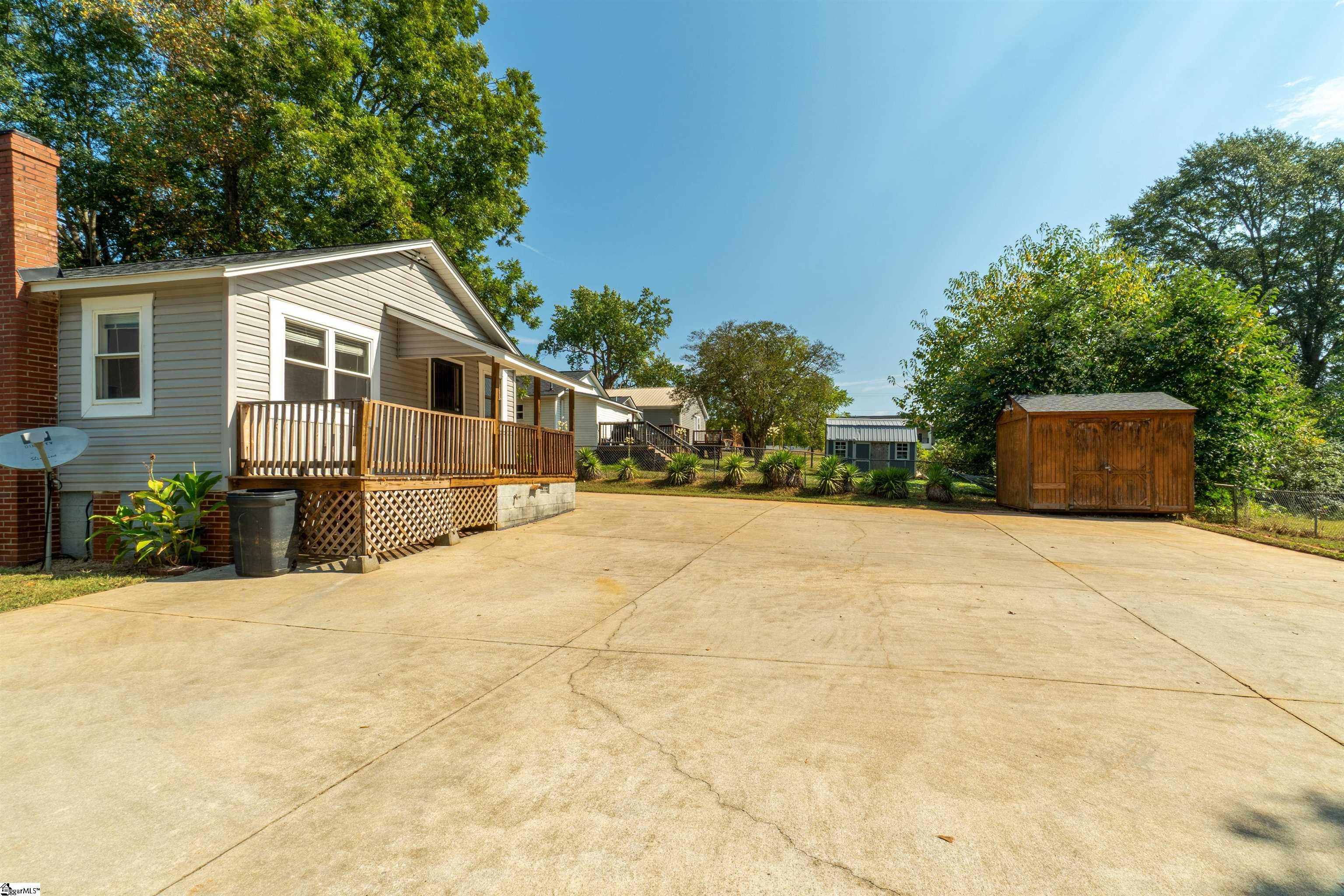 301 Lee Street Pickens, SC 29671-2591