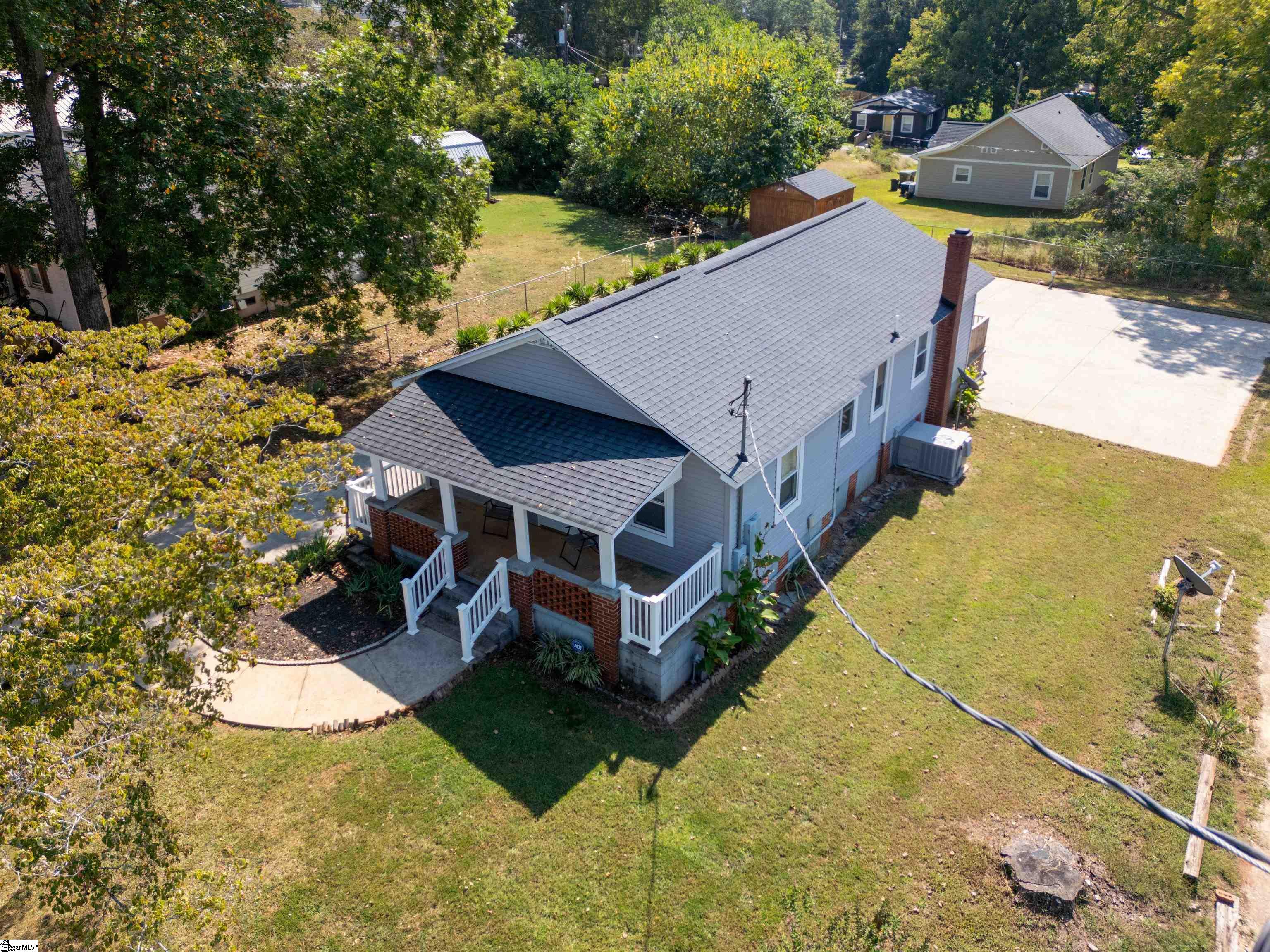 301 Lee Street Pickens, SC 29671-2591