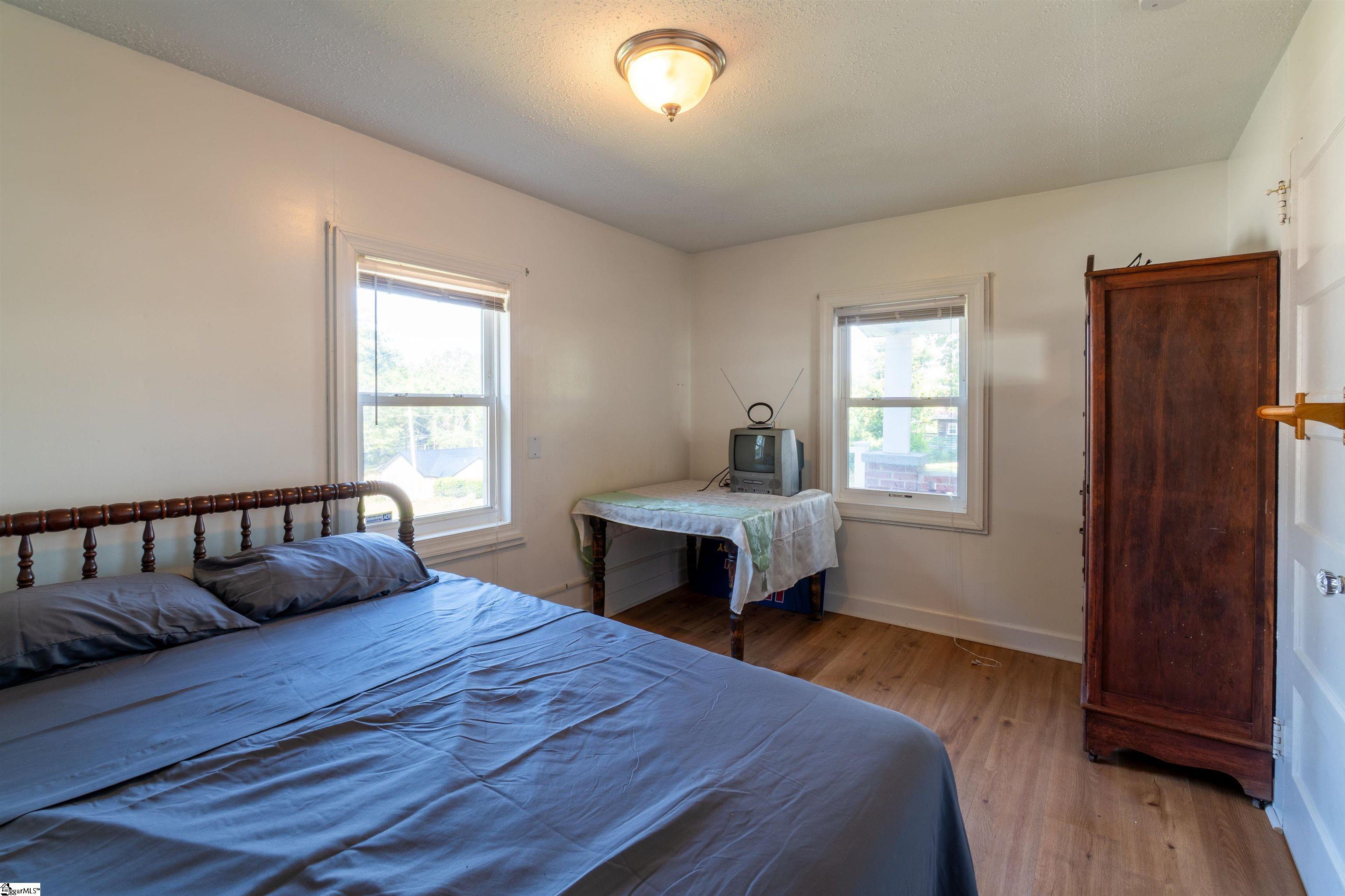 301 Lee Street Pickens, SC 29671-2591