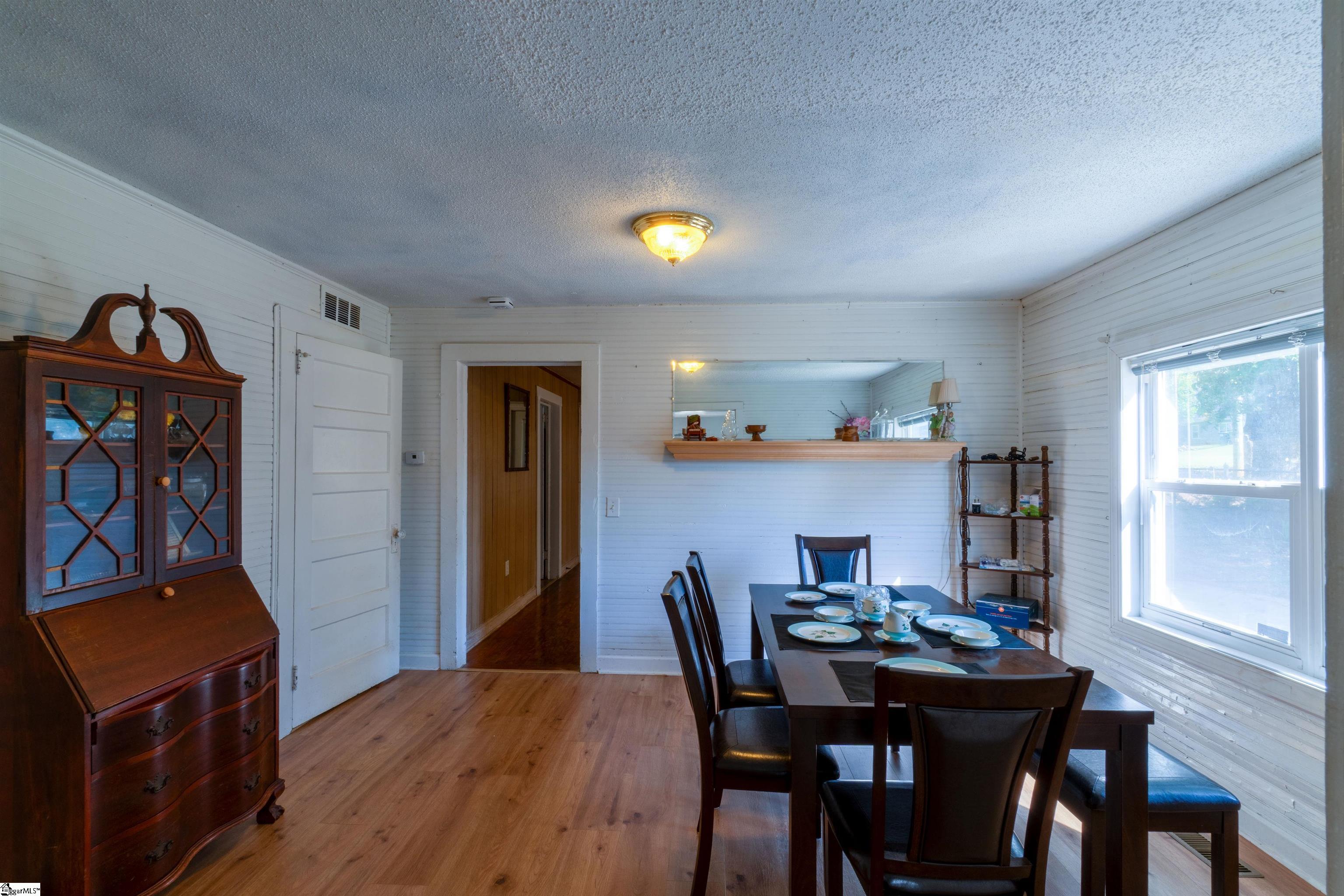 301 Lee Street Pickens, SC 29671-2591