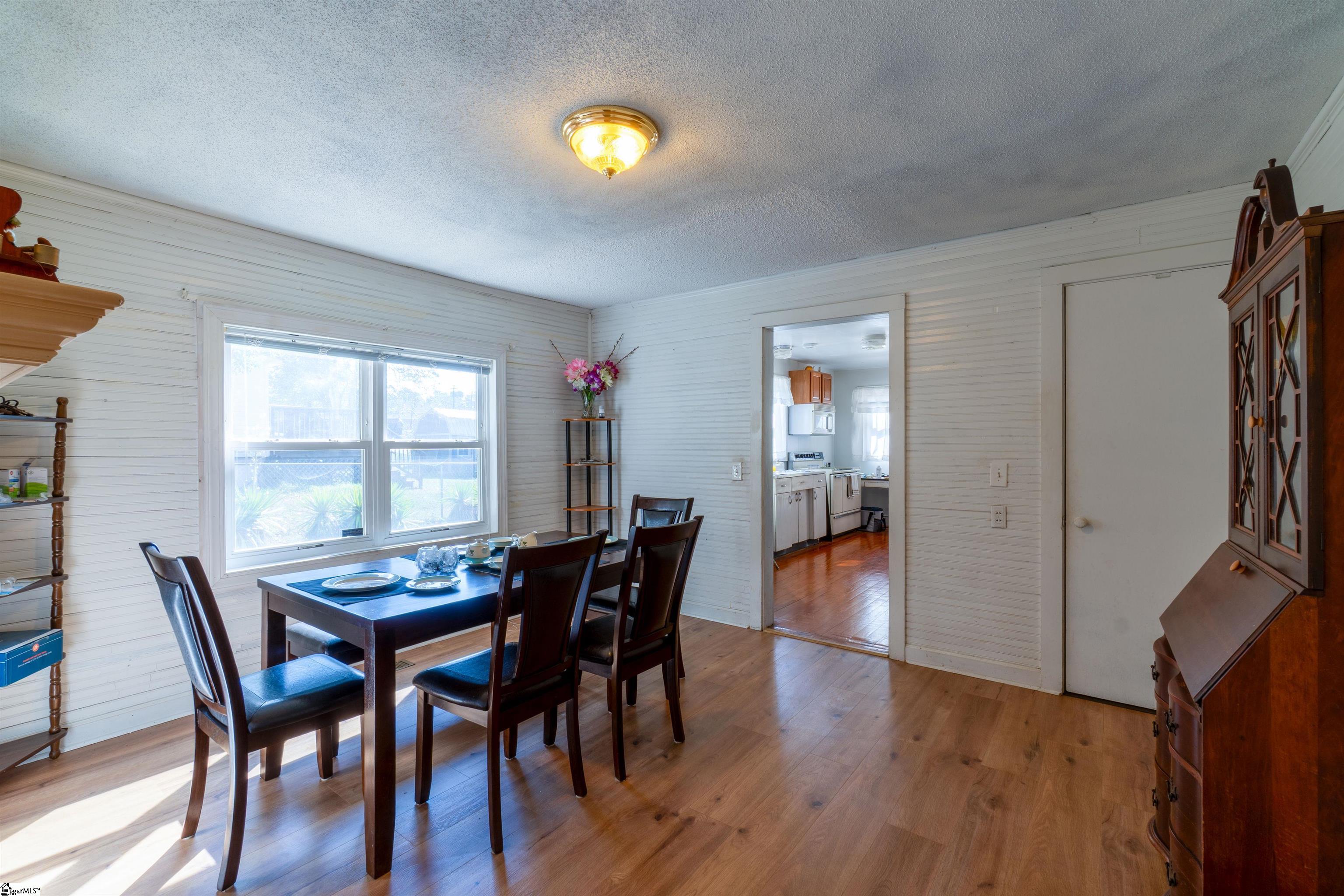 301 Lee Street Pickens, SC 29671-2591