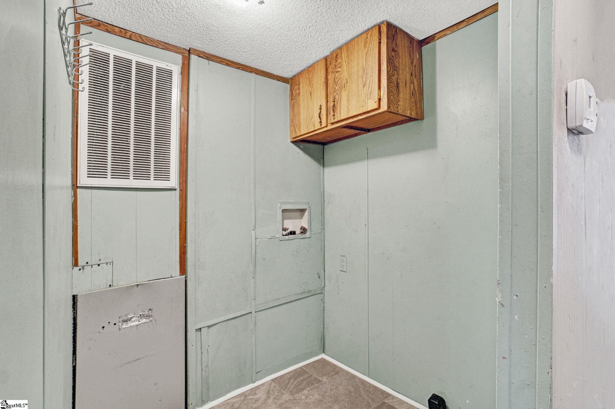3865 Ab Jacks Road Laurens, SC 29360