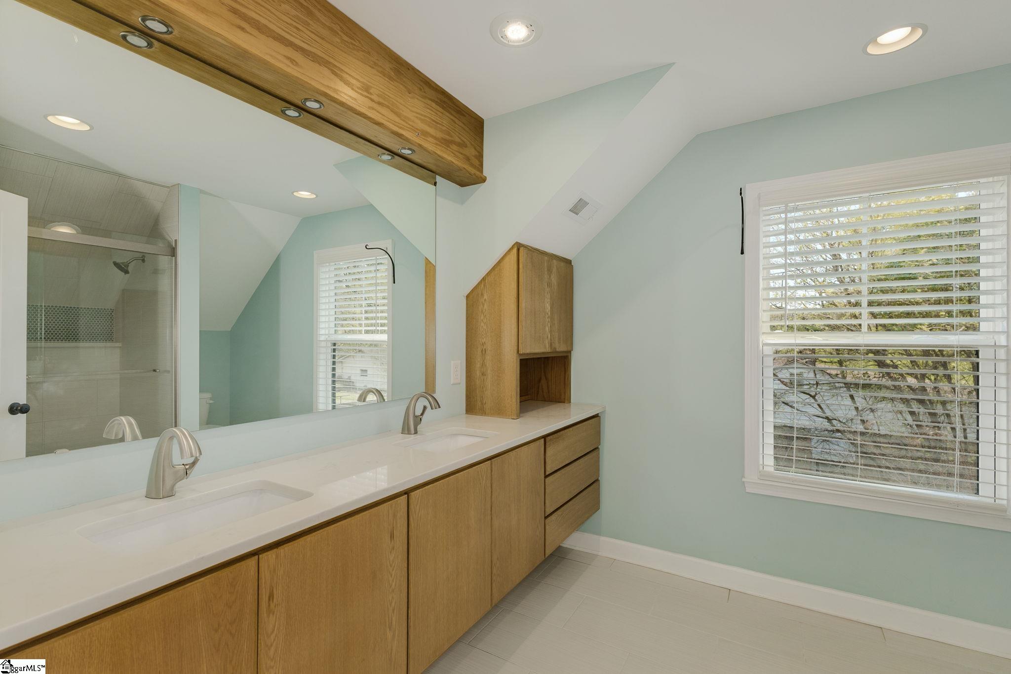 222 Keith Drive Greenville, SC 29607