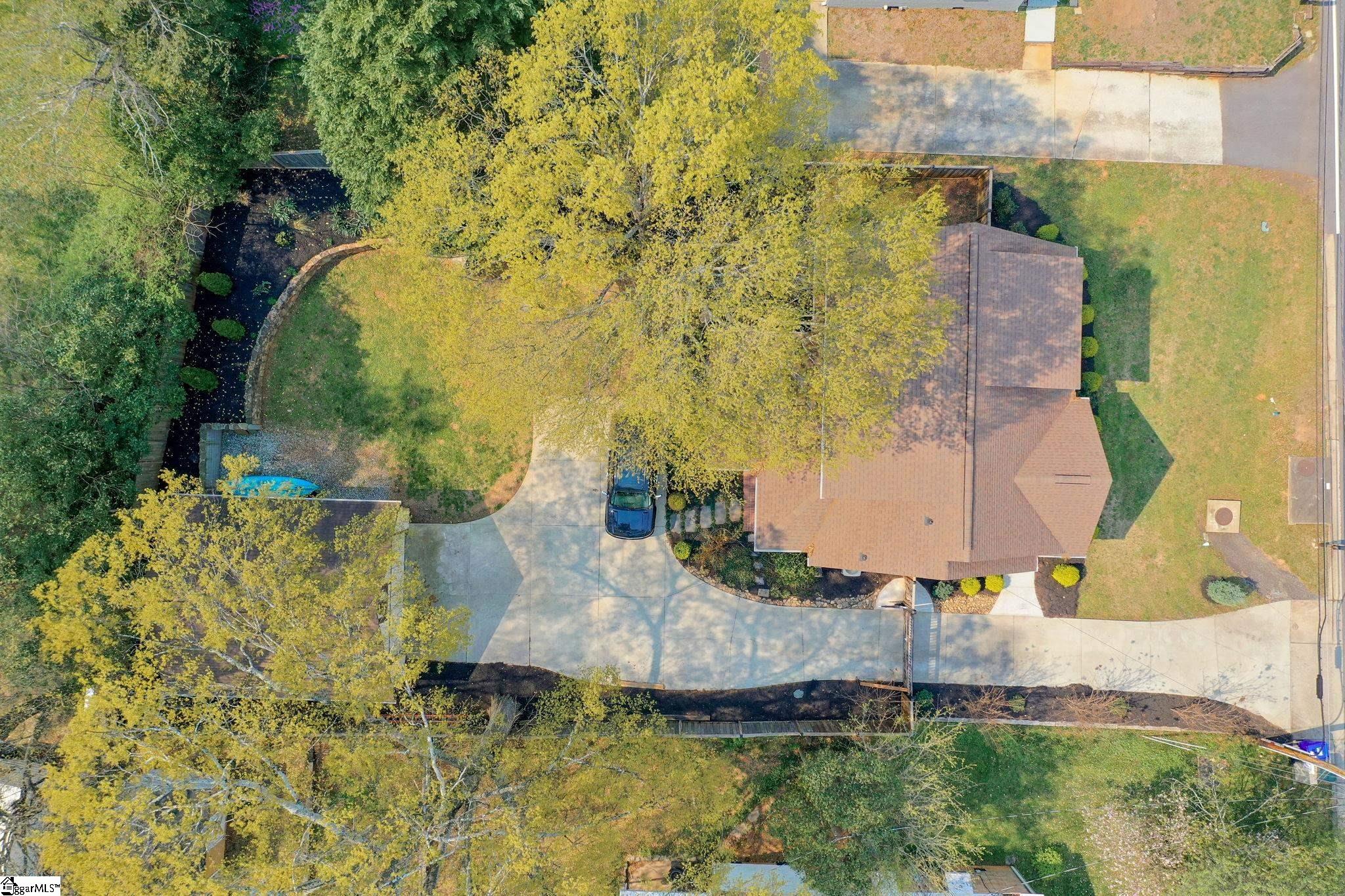 222 Keith Drive Greenville, SC 29607