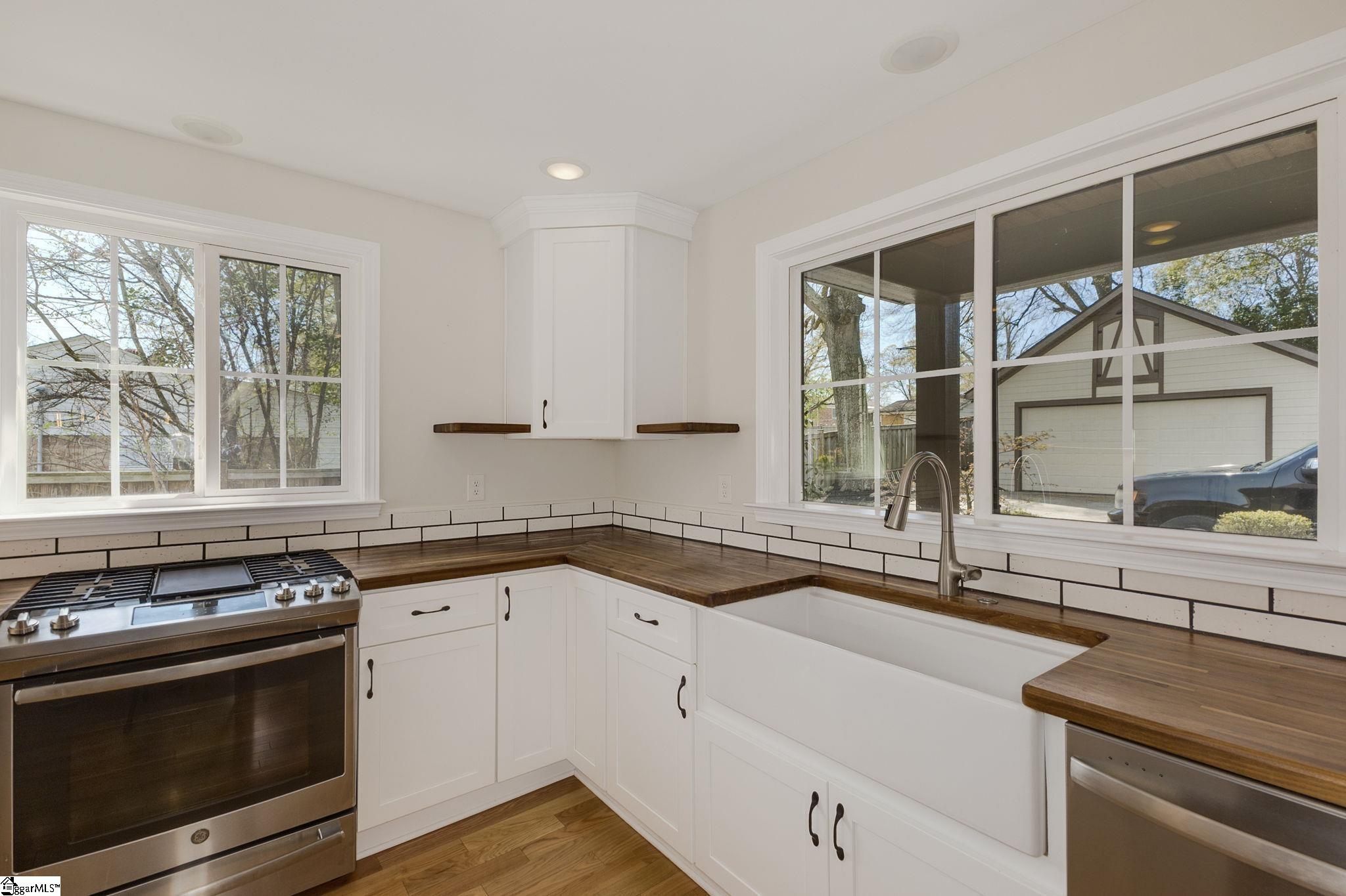 222 Keith Drive Greenville, SC 29607