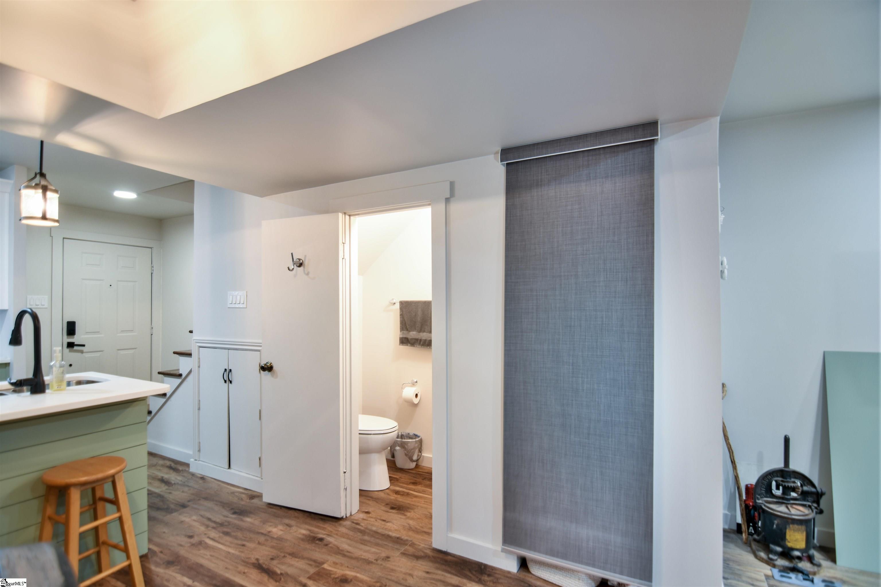 2530 E North Street Greenville, SC 29615