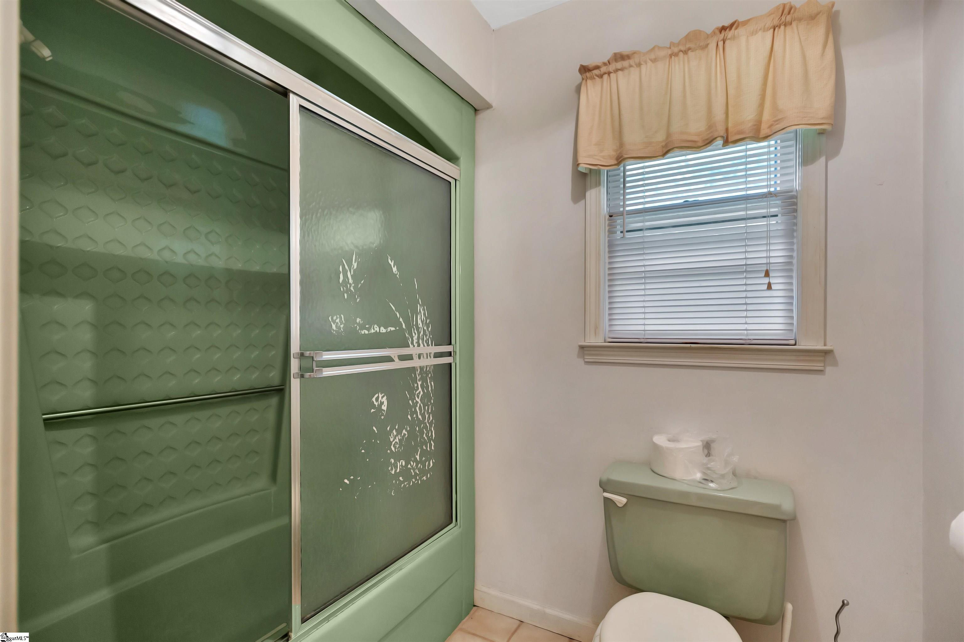 228 Hogg Road Williamston, SC 29697