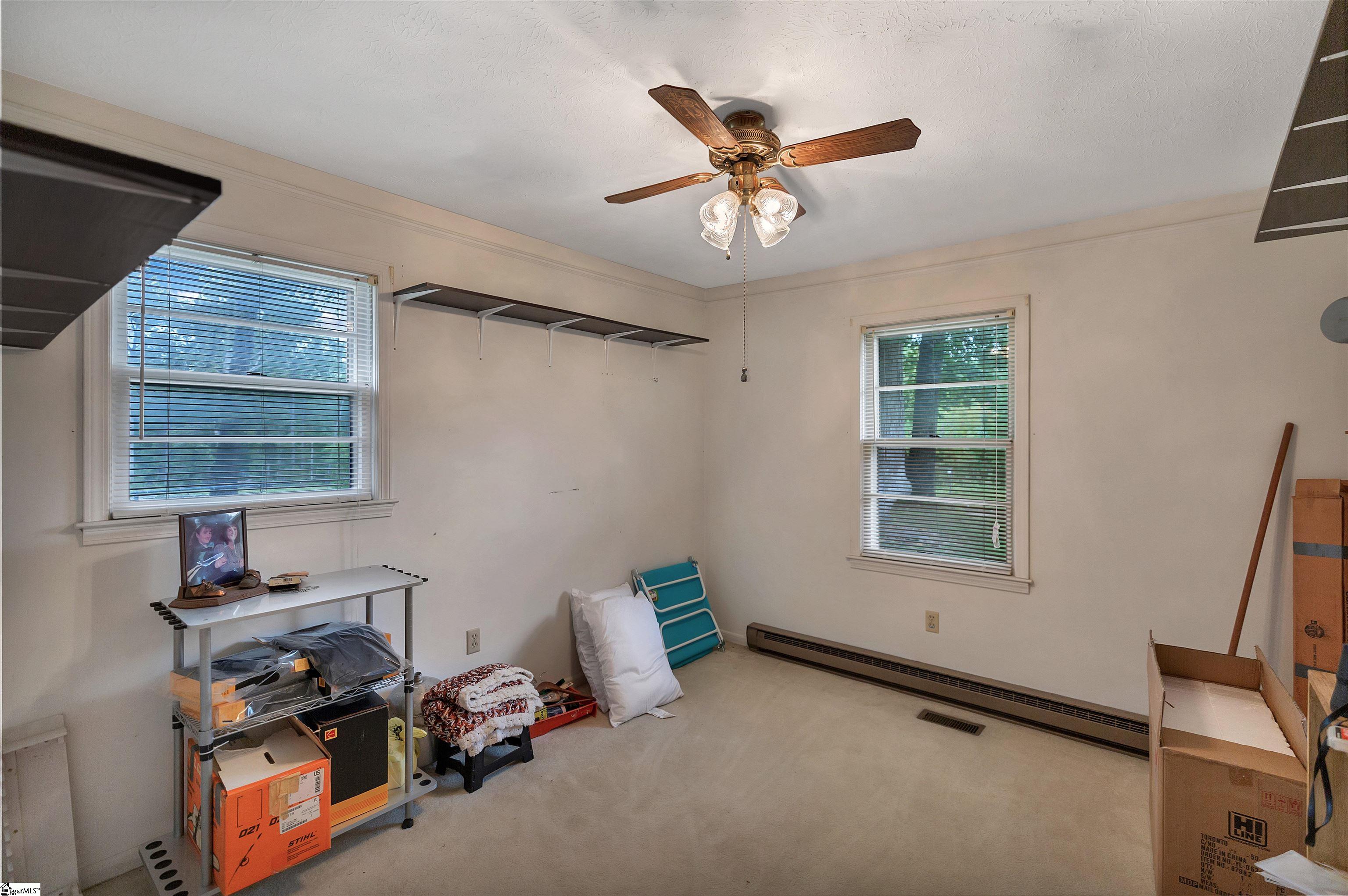 228 Hogg Road Williamston, SC 29697