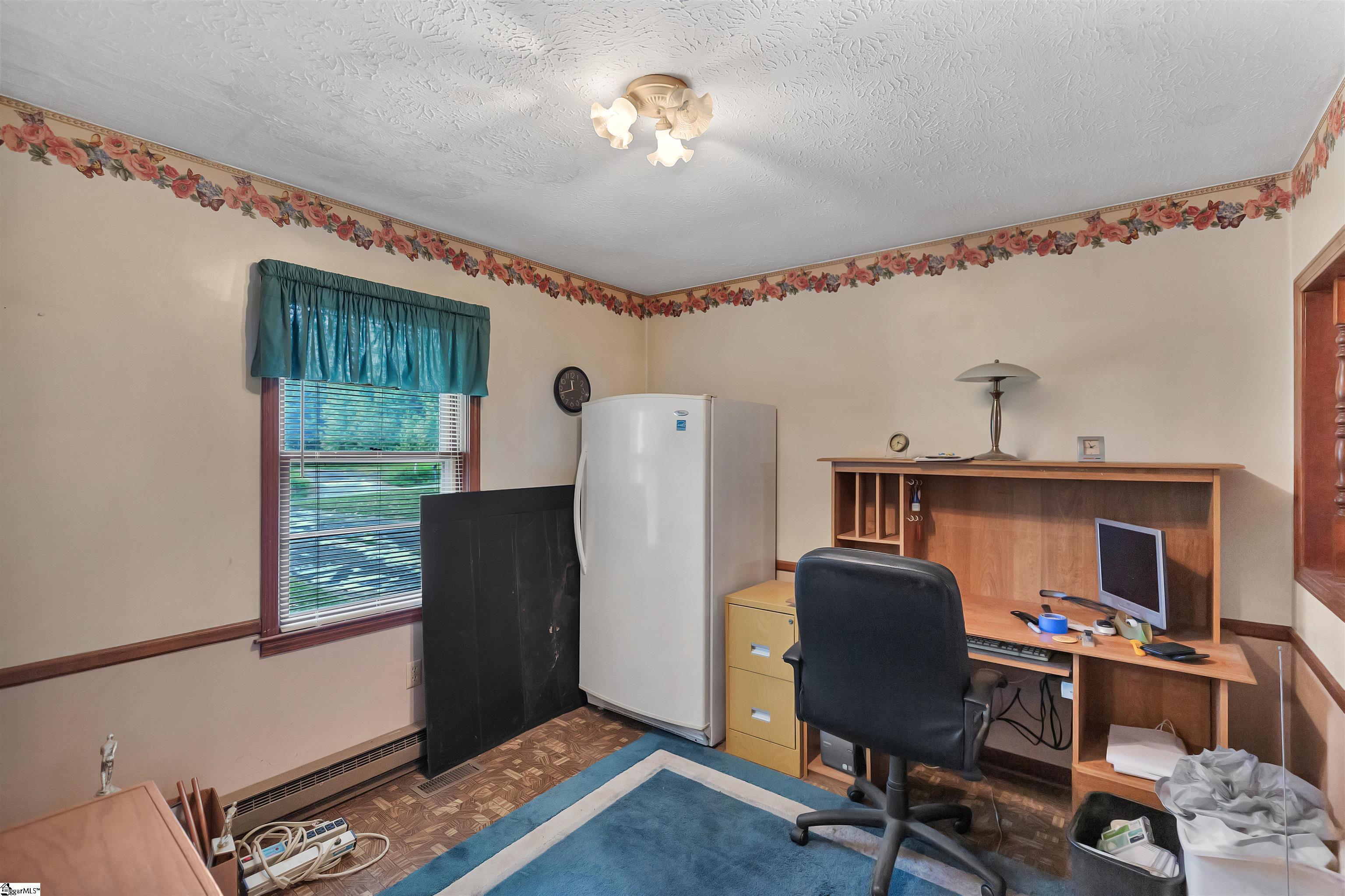 228 Hogg Road Williamston, SC 29697