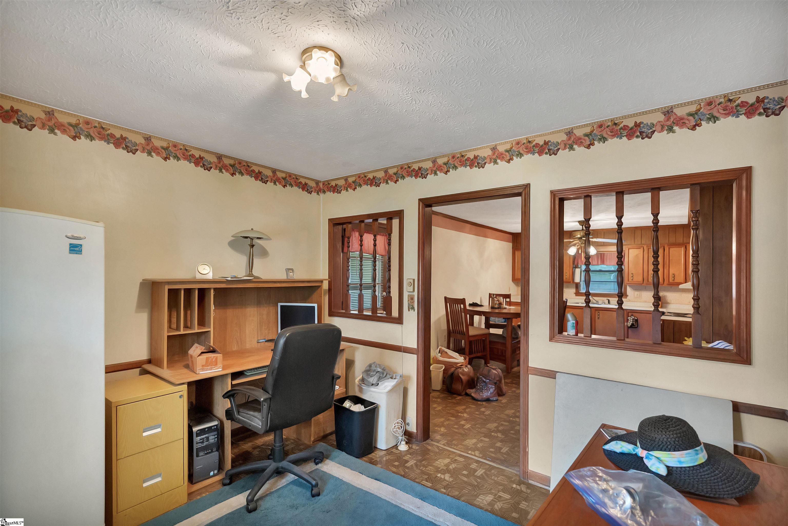 228 Hogg Road Williamston, SC 29697