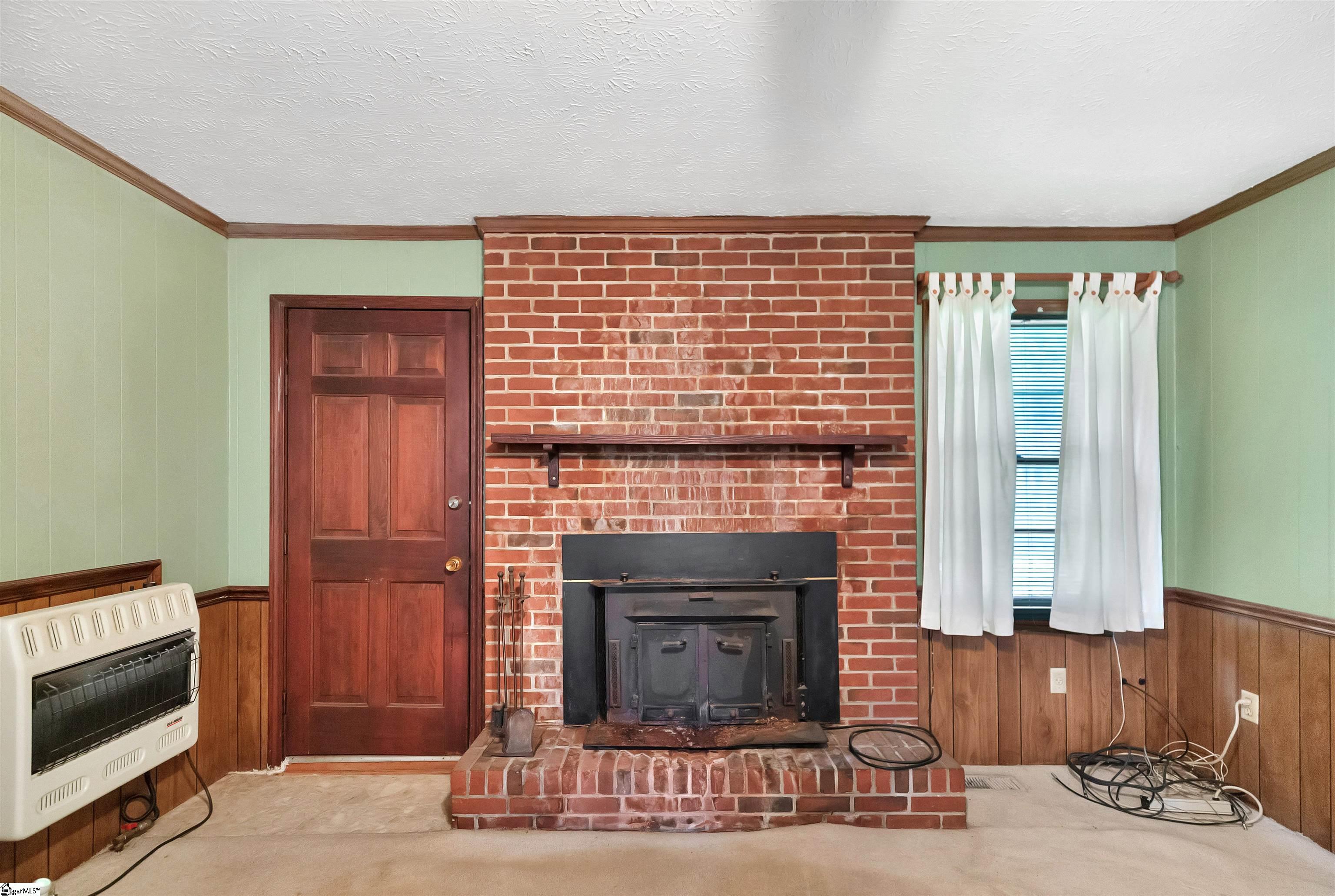 228 Hogg Road Williamston, SC 29697
