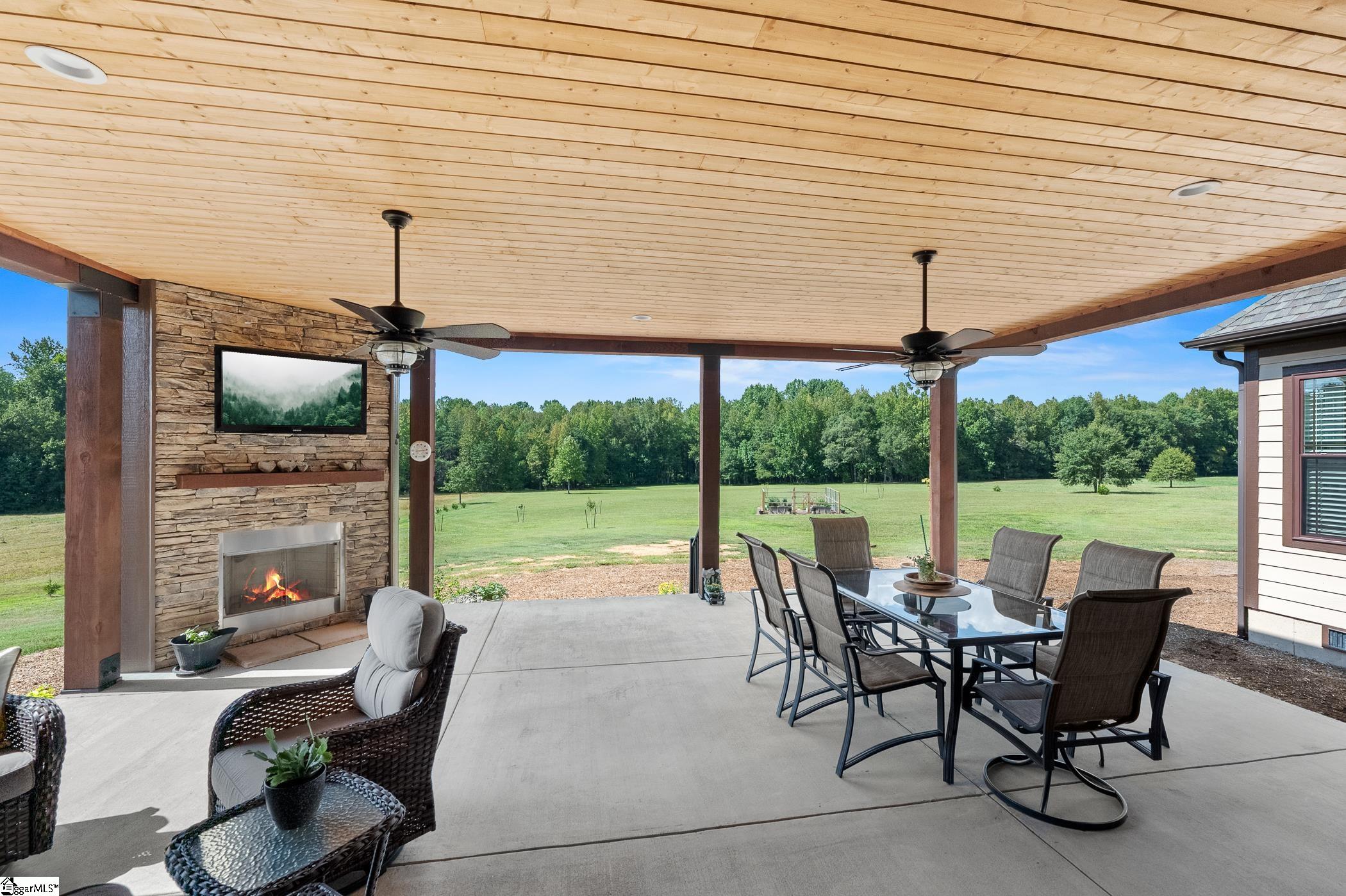 1055 Cross Country Lane Inman, SC 29349