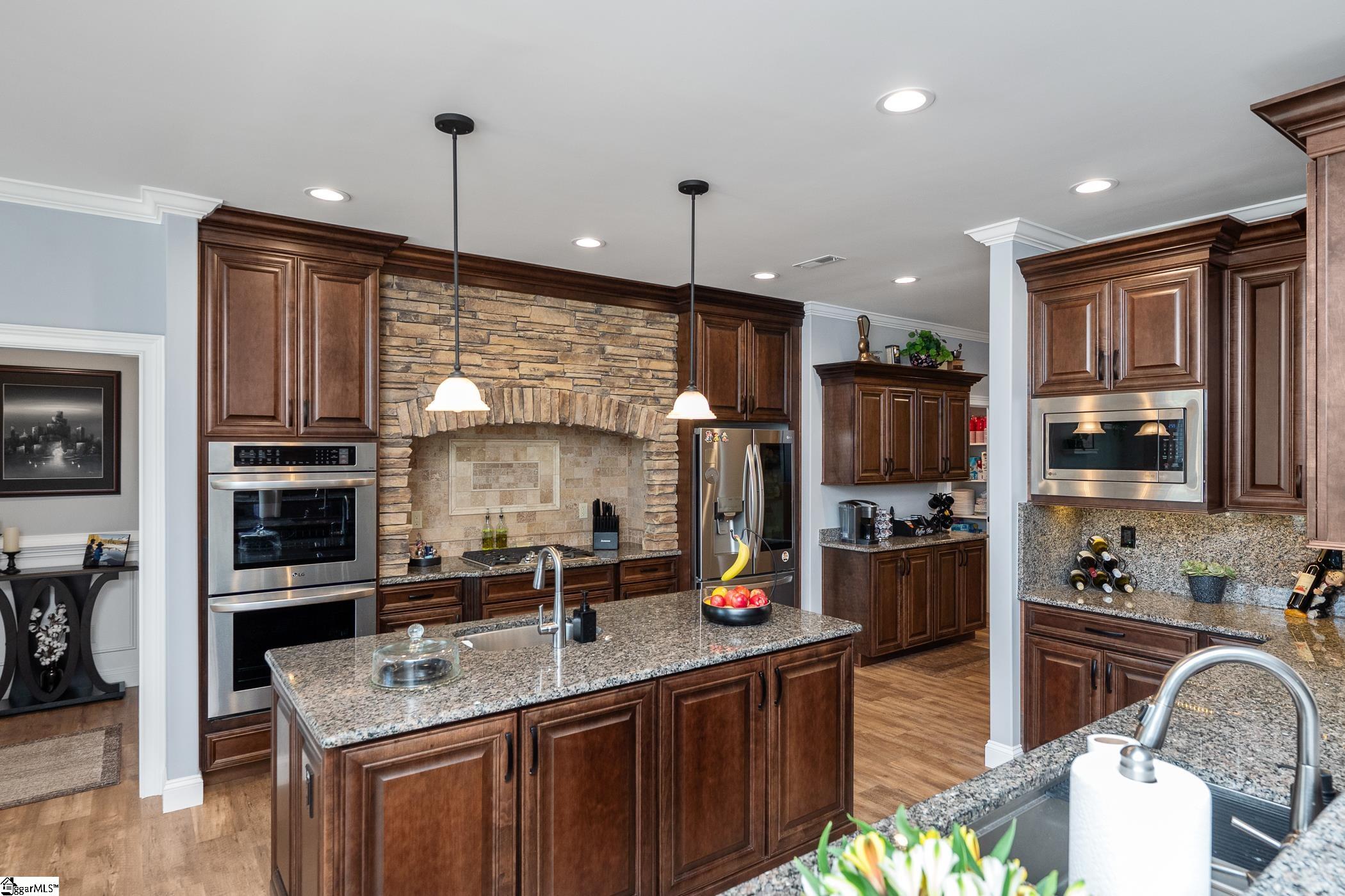1055 Cross Country Lane Inman, SC 29349