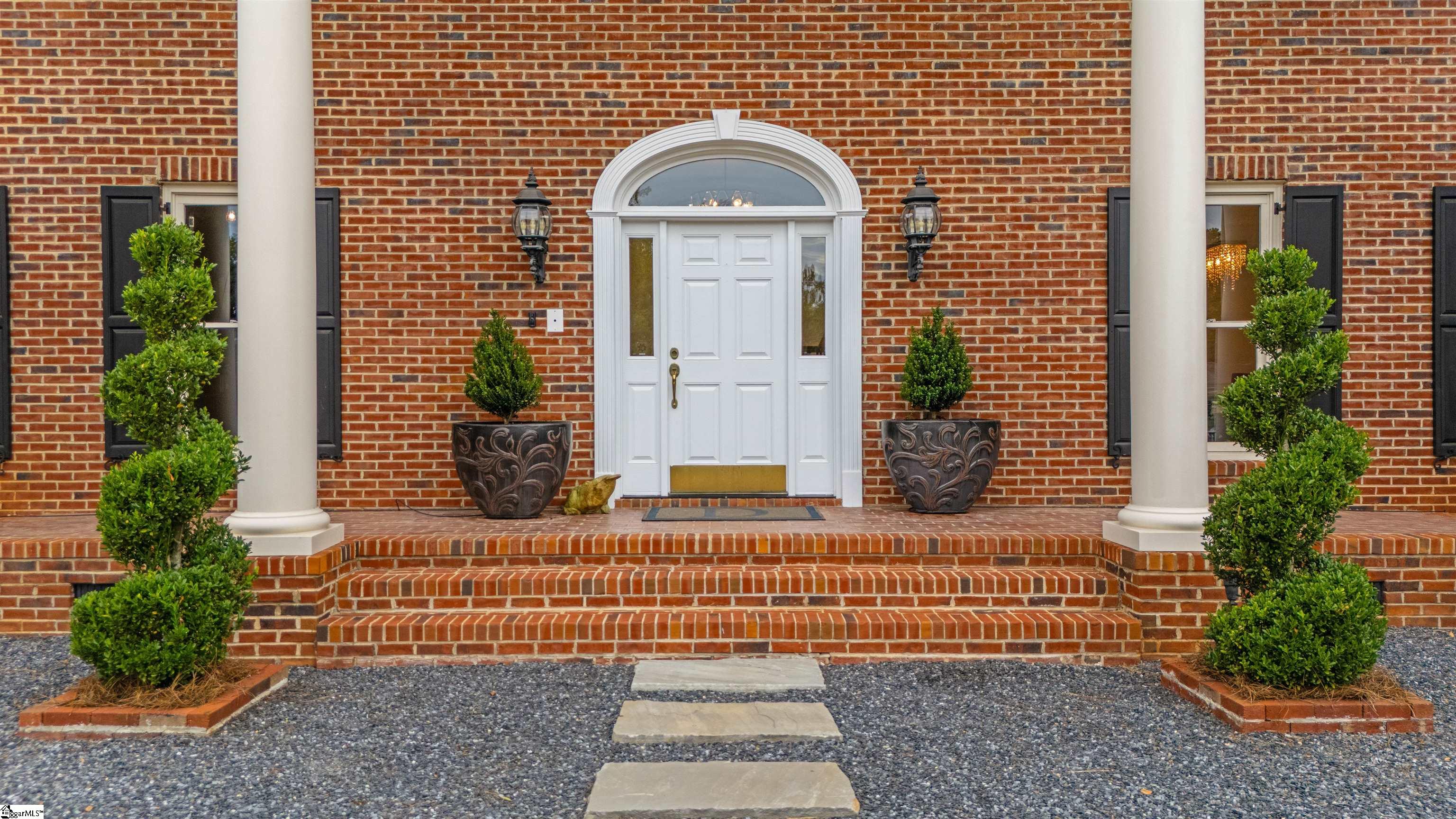 204 Kilgore Circle Simpsonville, SC 29681