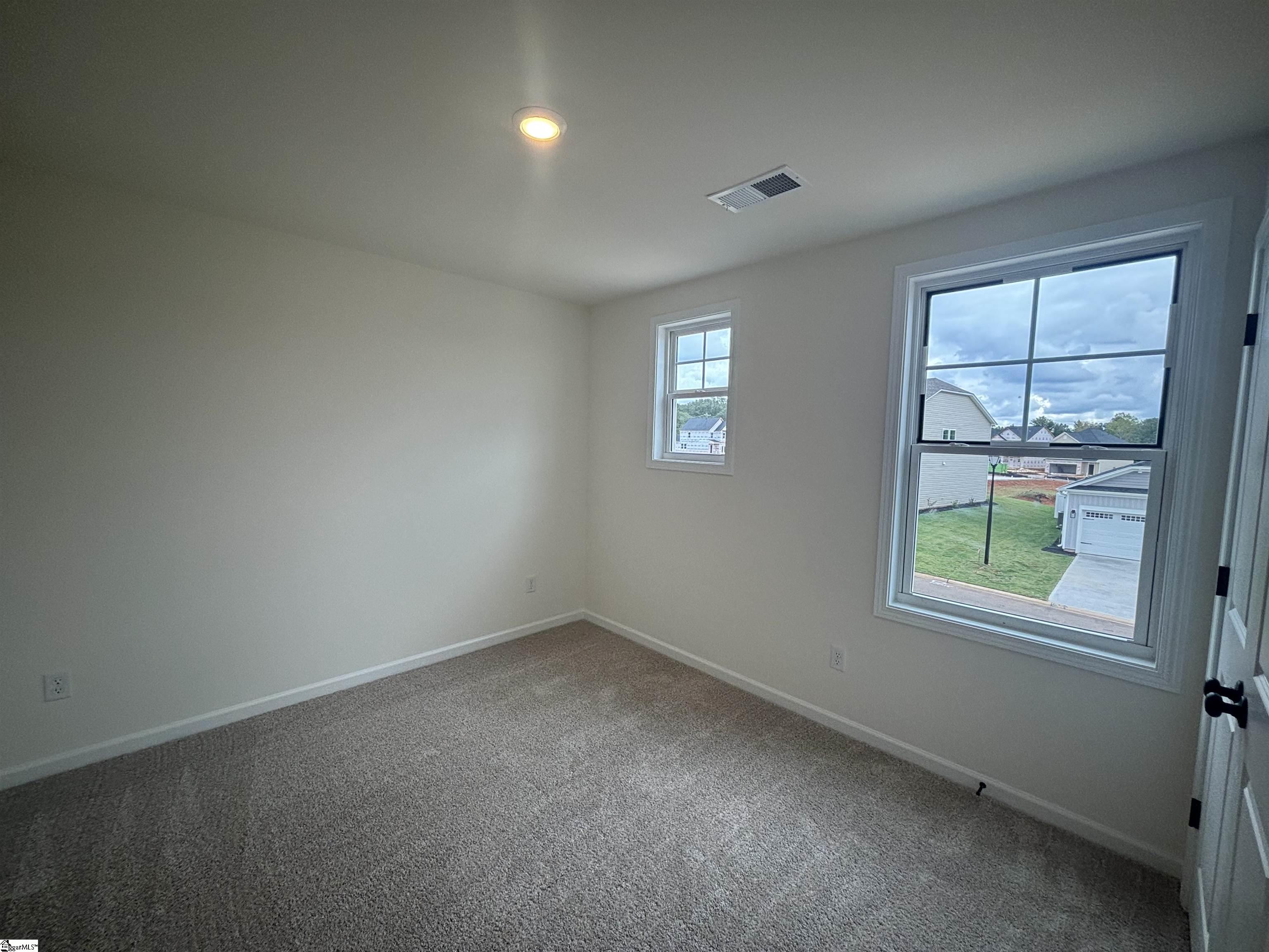 2018 Halton Oaks Drive Spartanburg, SC 29303