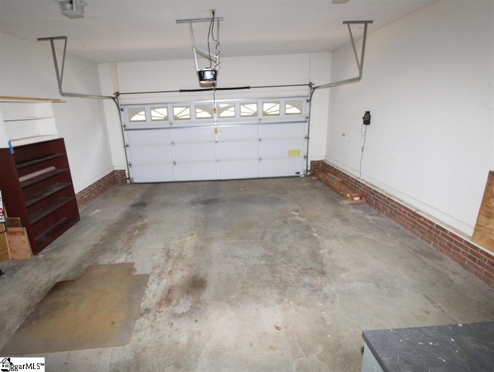 309 Stratford Road Moore, SC 29369-9341
