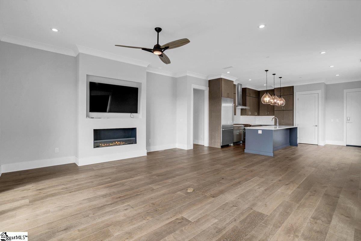 95 Dr. David C. Francis Street UNIT Unit 401 Greenville, SC 29601