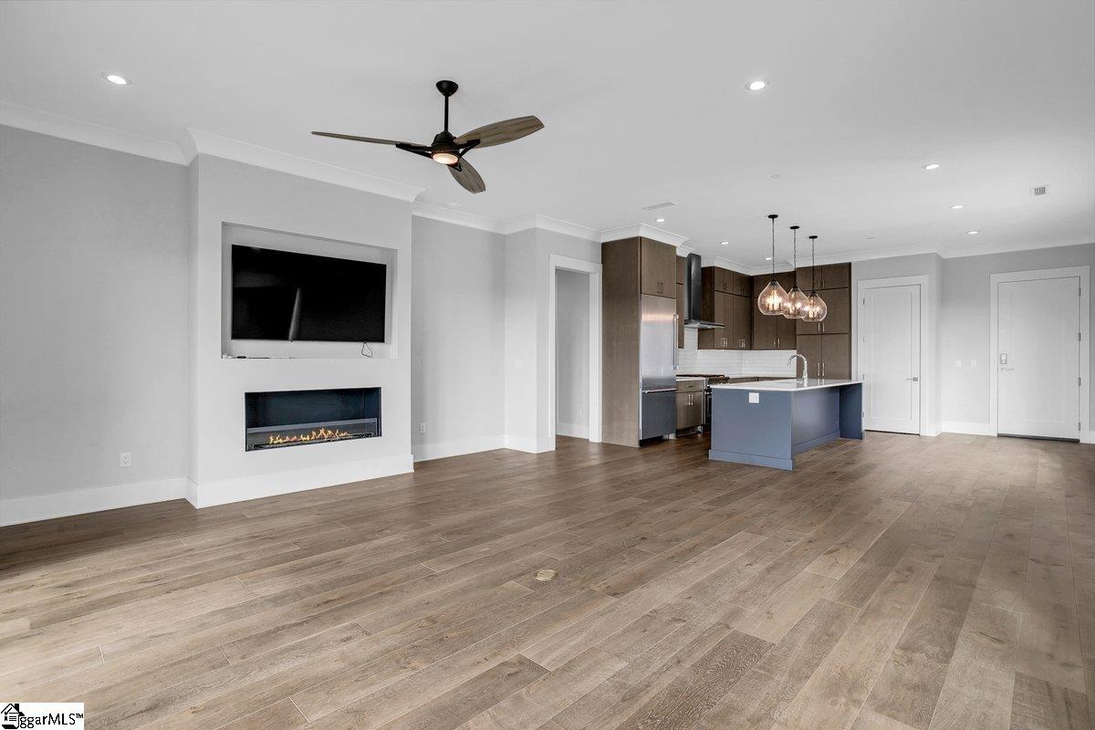 95 Dr. David C. Francis Street UNIT Unit 401 Greenville, SC 29601