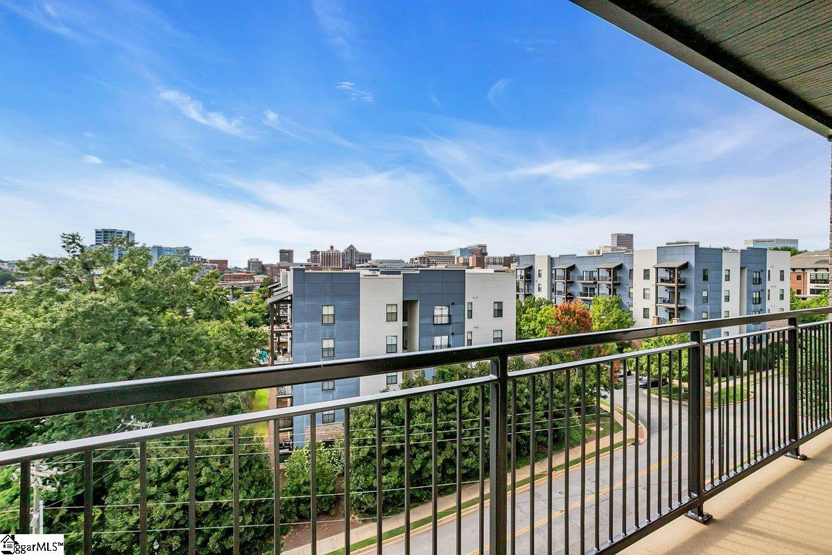 95 Dr. David C. Francis Street UNIT Unit 401 Greenville, SC 29601