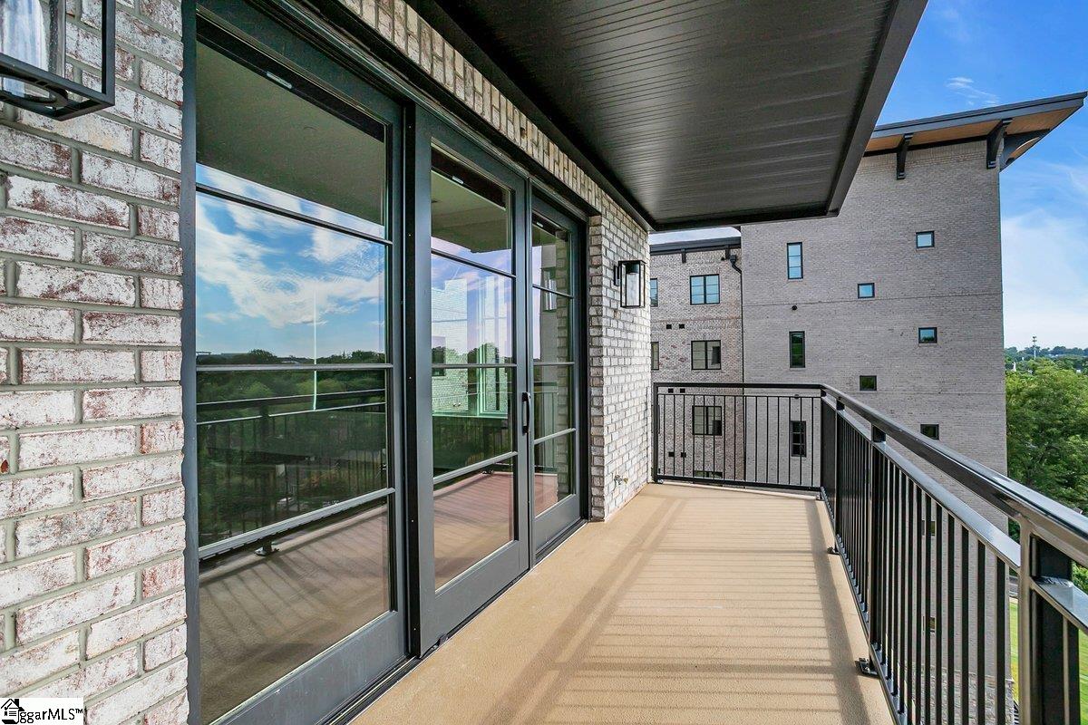 95 Dr. David C. Francis Street UNIT Unit 401 Greenville, SC 29601