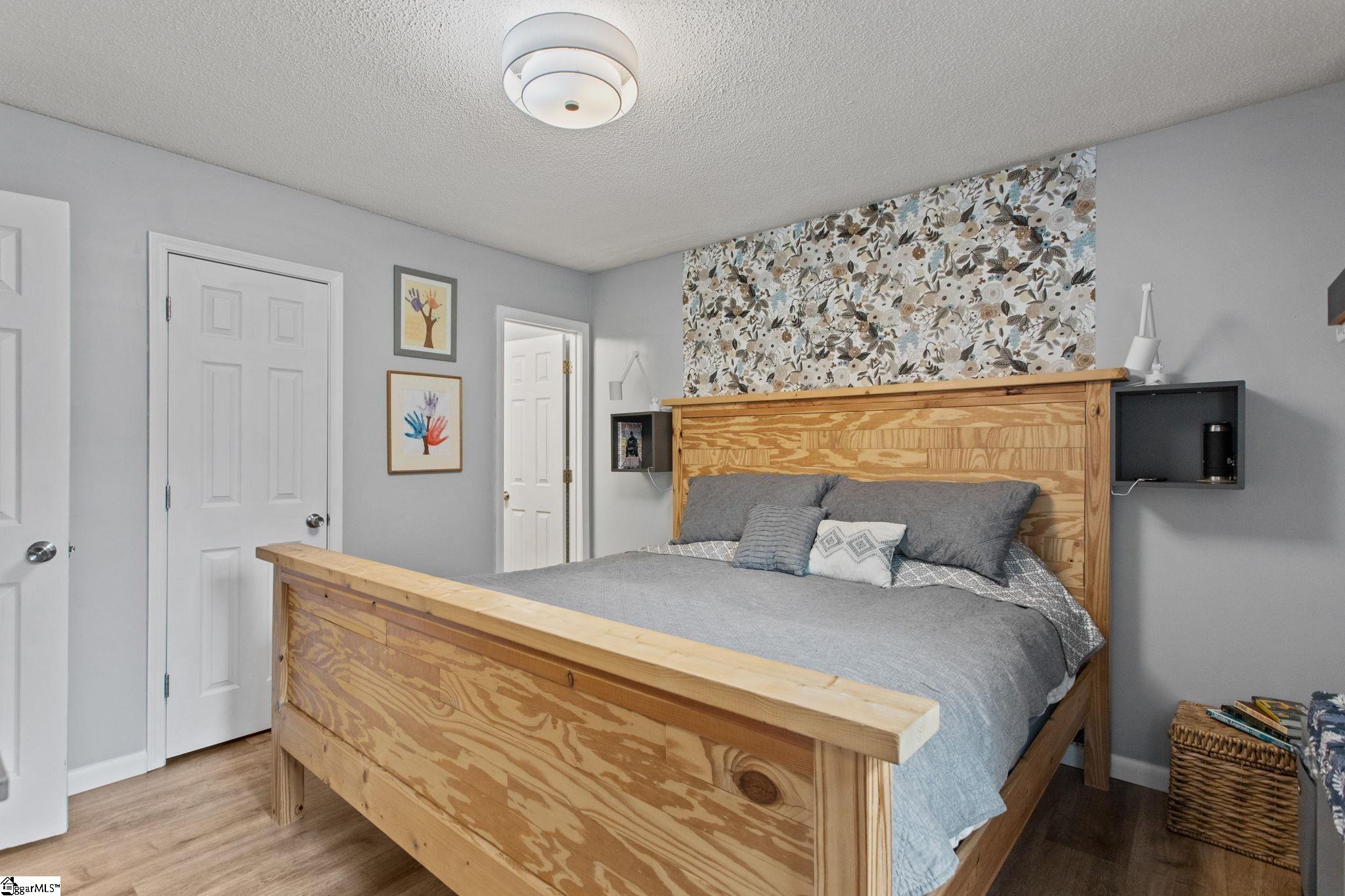 126 Ashdown Drive Simpsonville, SC 29680