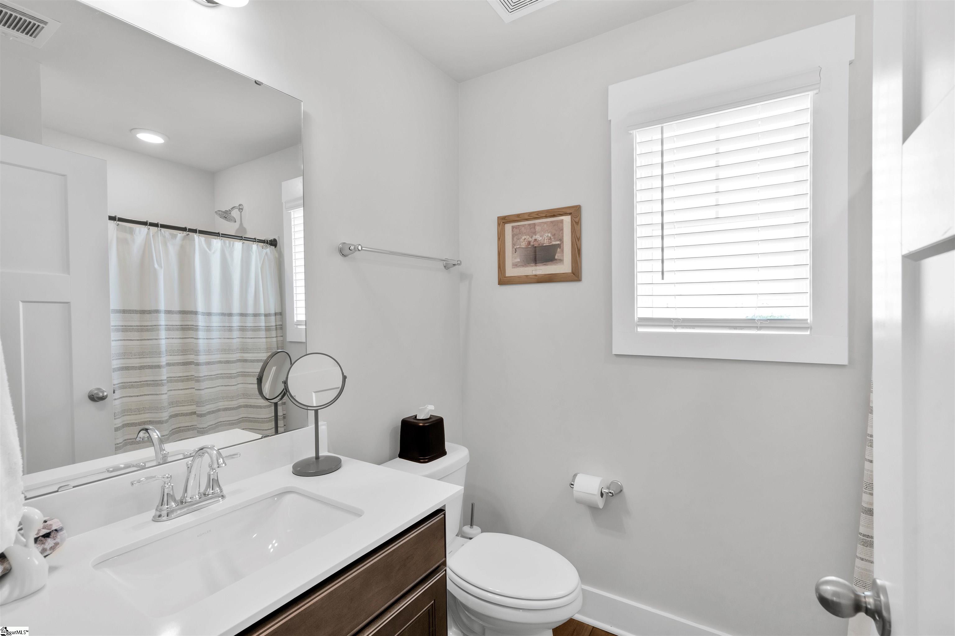 565 Fenwick Drive Woodruff, SC 29388