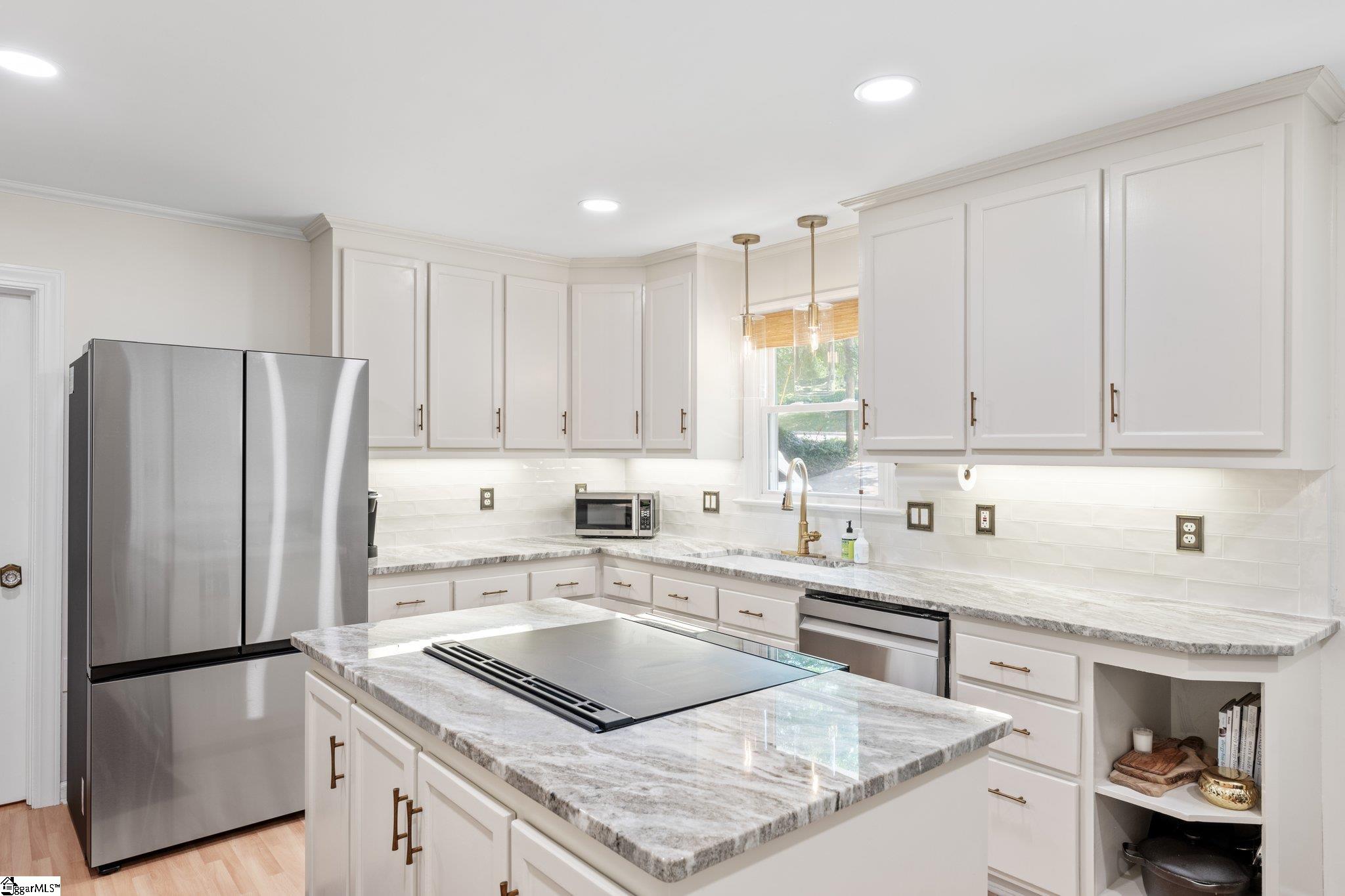 28 Blackburn Street Greenville, SC 29607