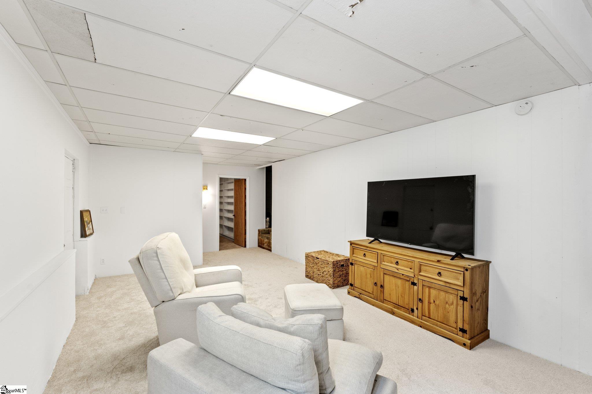 28 Blackburn Street Greenville, SC 29607