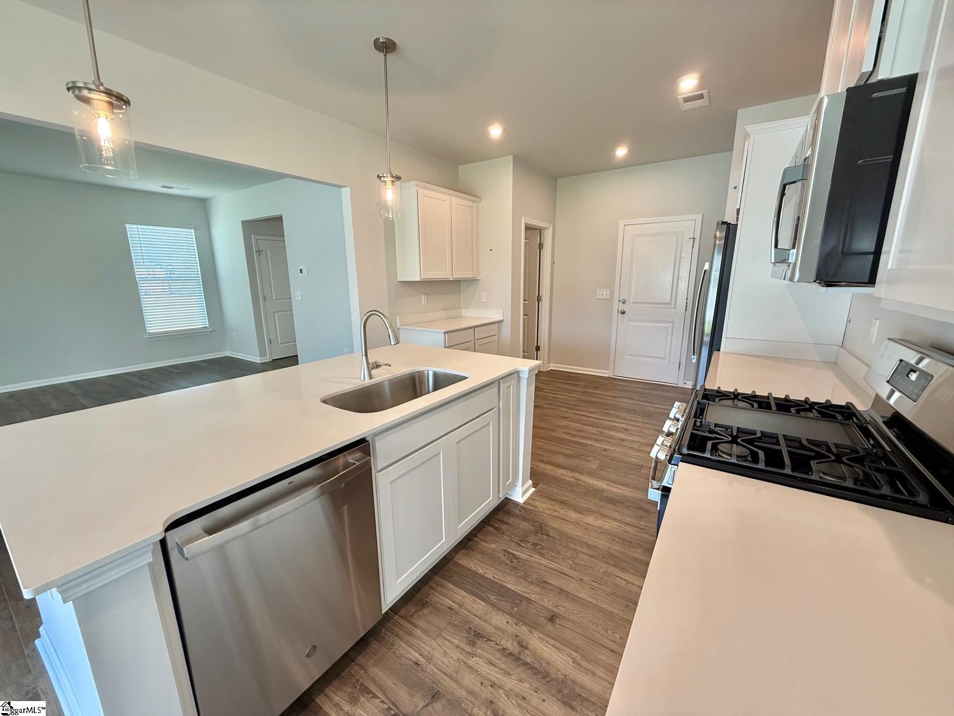 1625 Savanna Mills Drive Spartanburg, SC 29303