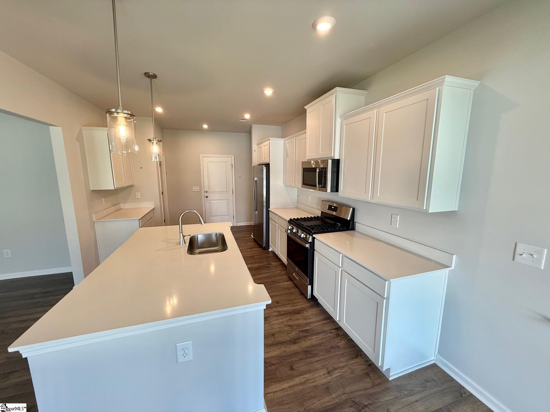 1625 Savanna Mills Drive Spartanburg, SC 29303