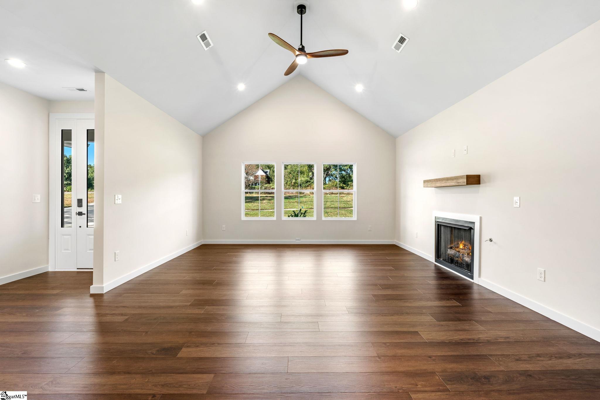 1205 S Main Street Fountain Inn, SC 29644