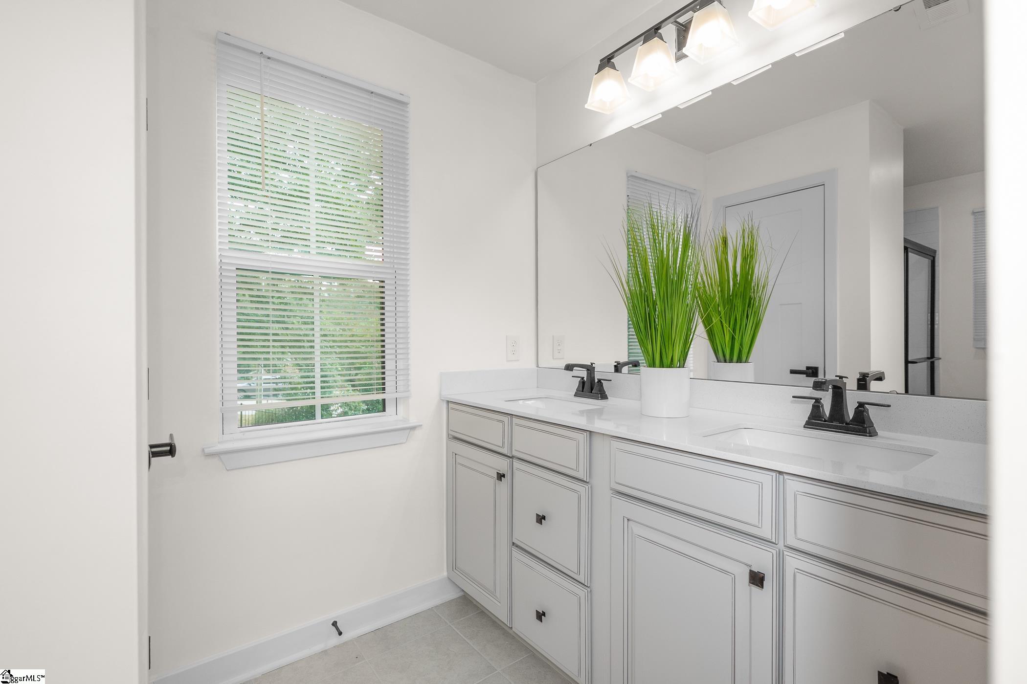 4 Connaught Court Mauldin, SC 29662