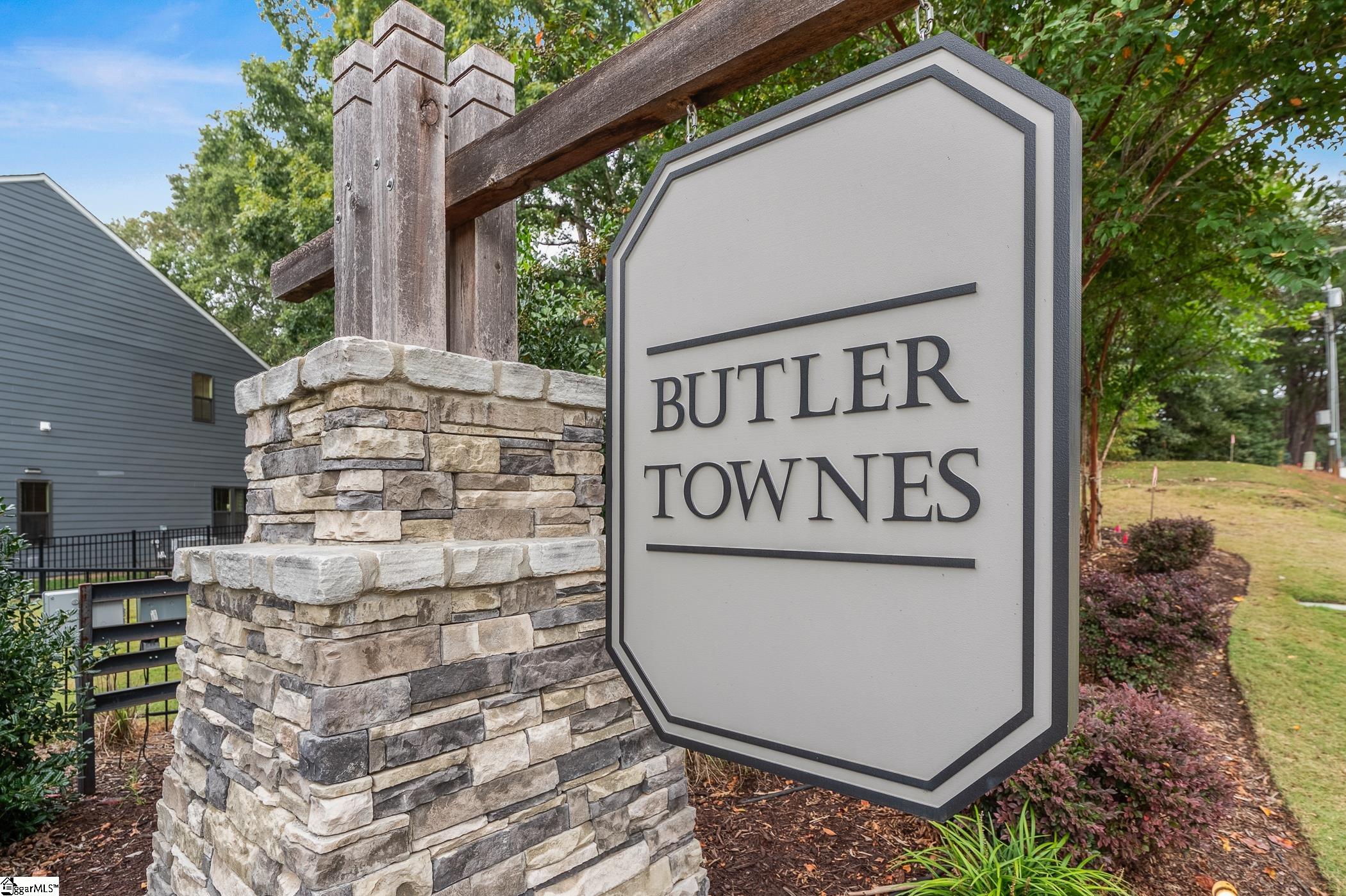 4 Connaught Court Mauldin, SC 29662