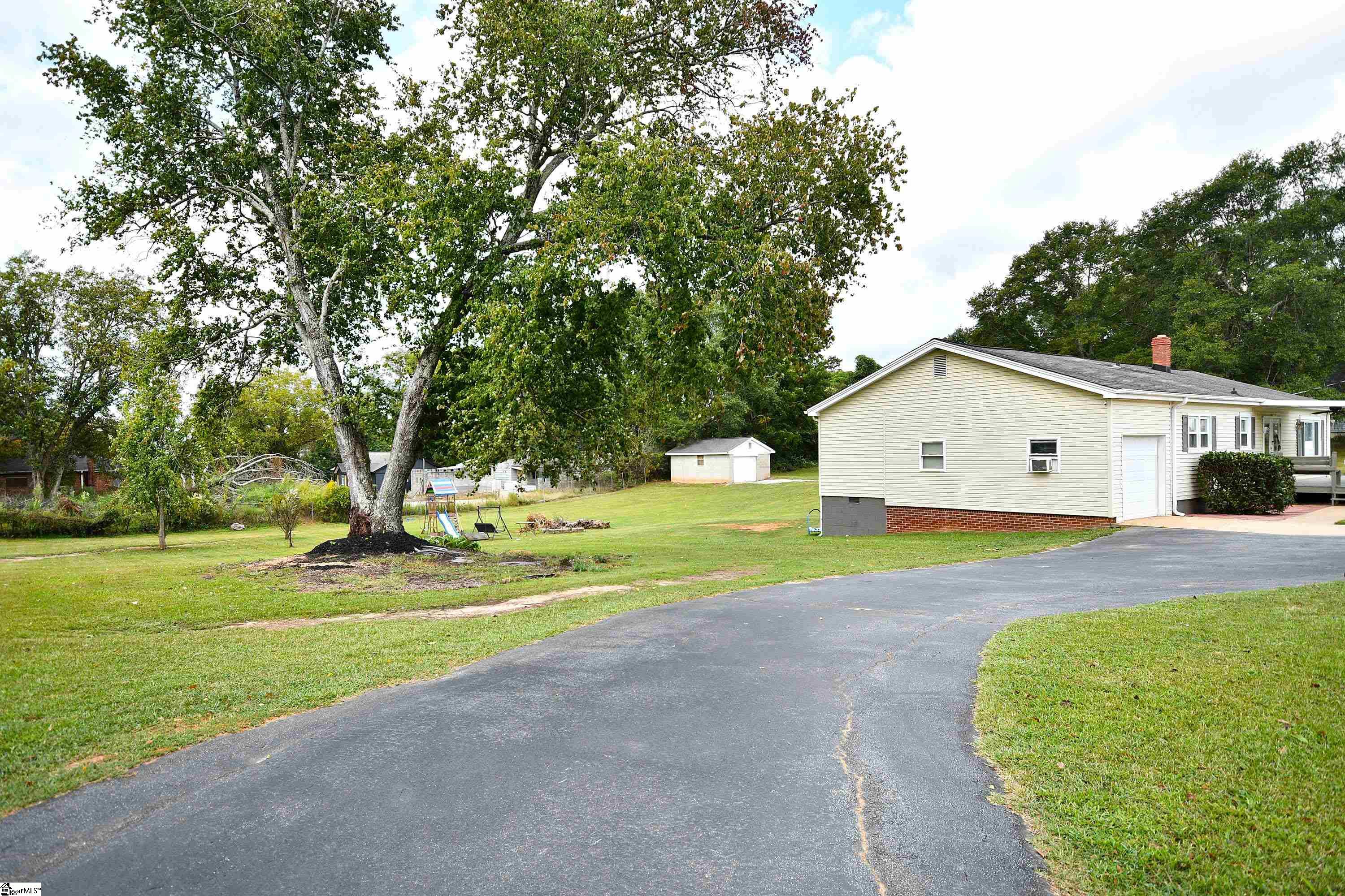 105 Emile Street Greenville, SC 29617