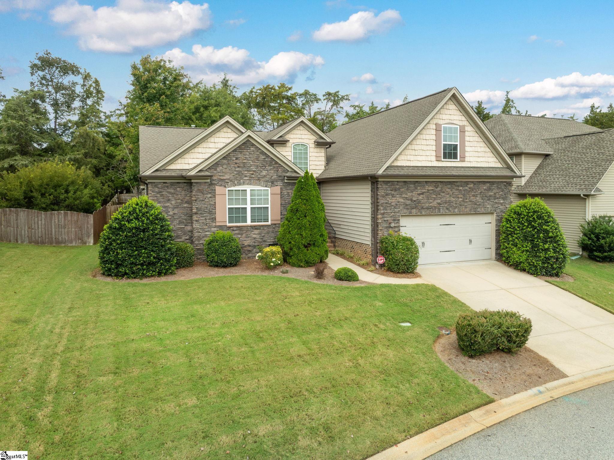 205 Bergen Lane Simpsonville, SC 29681