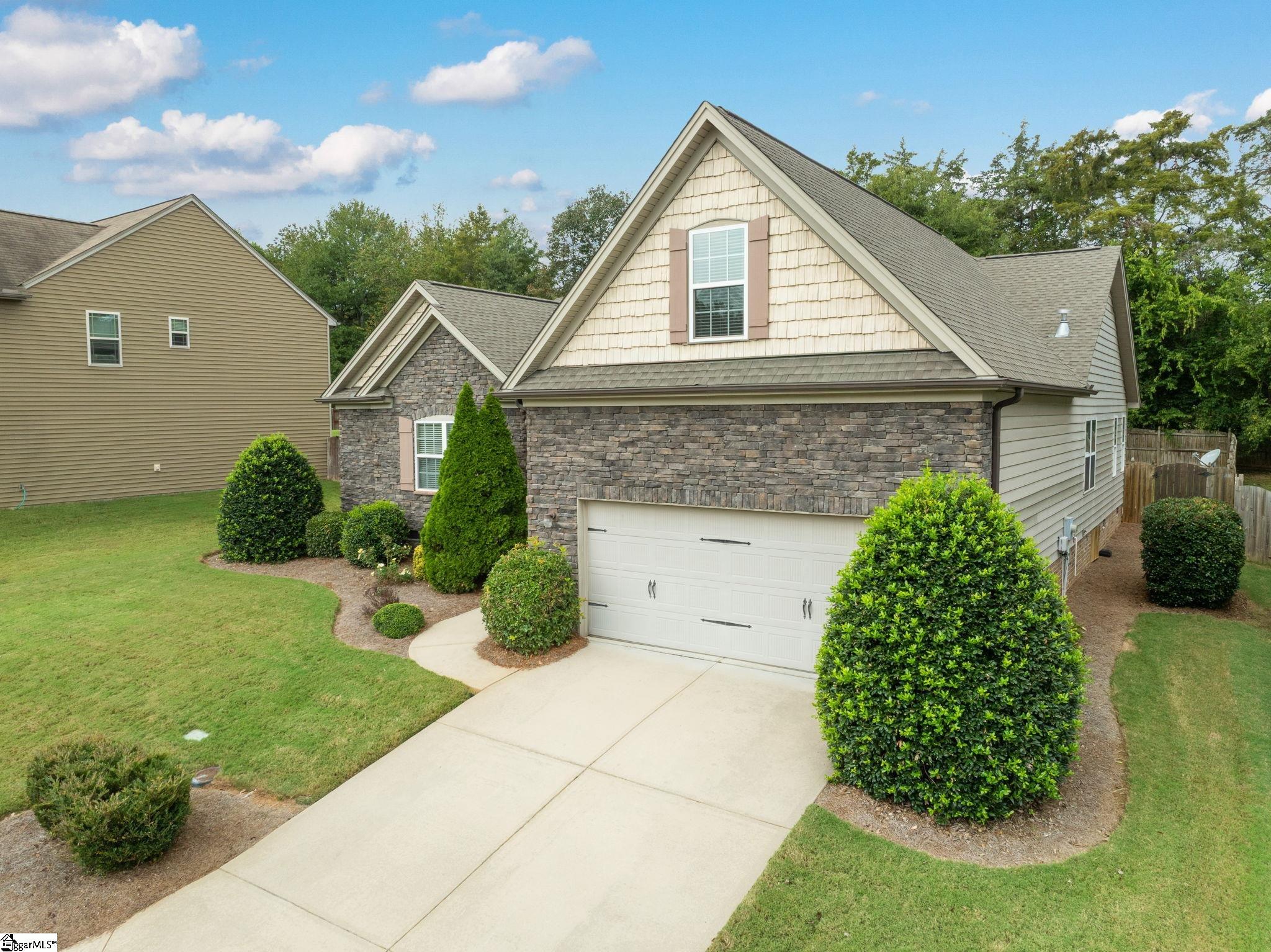 205 Bergen Lane Simpsonville, SC 29681