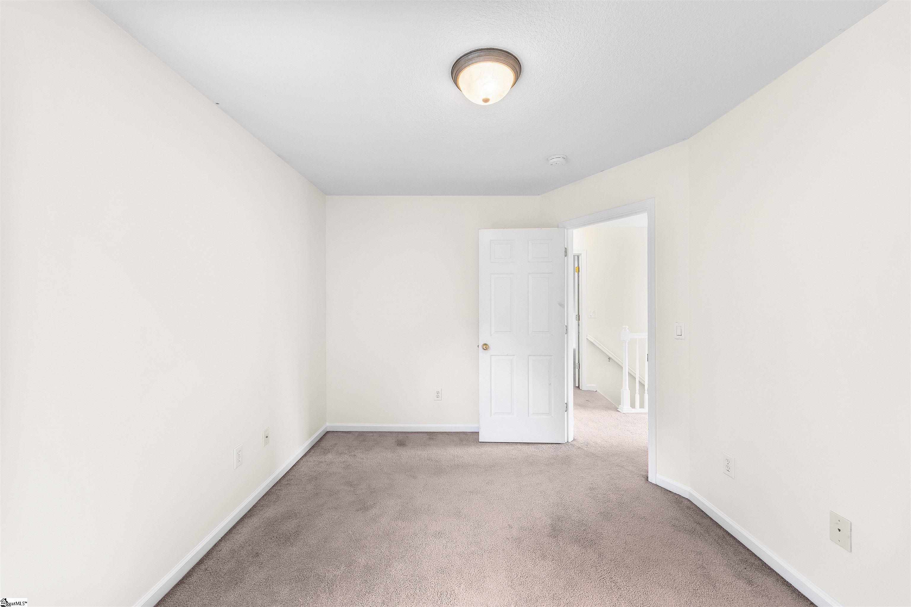 8 Gentian Court Taylors, SC 29687