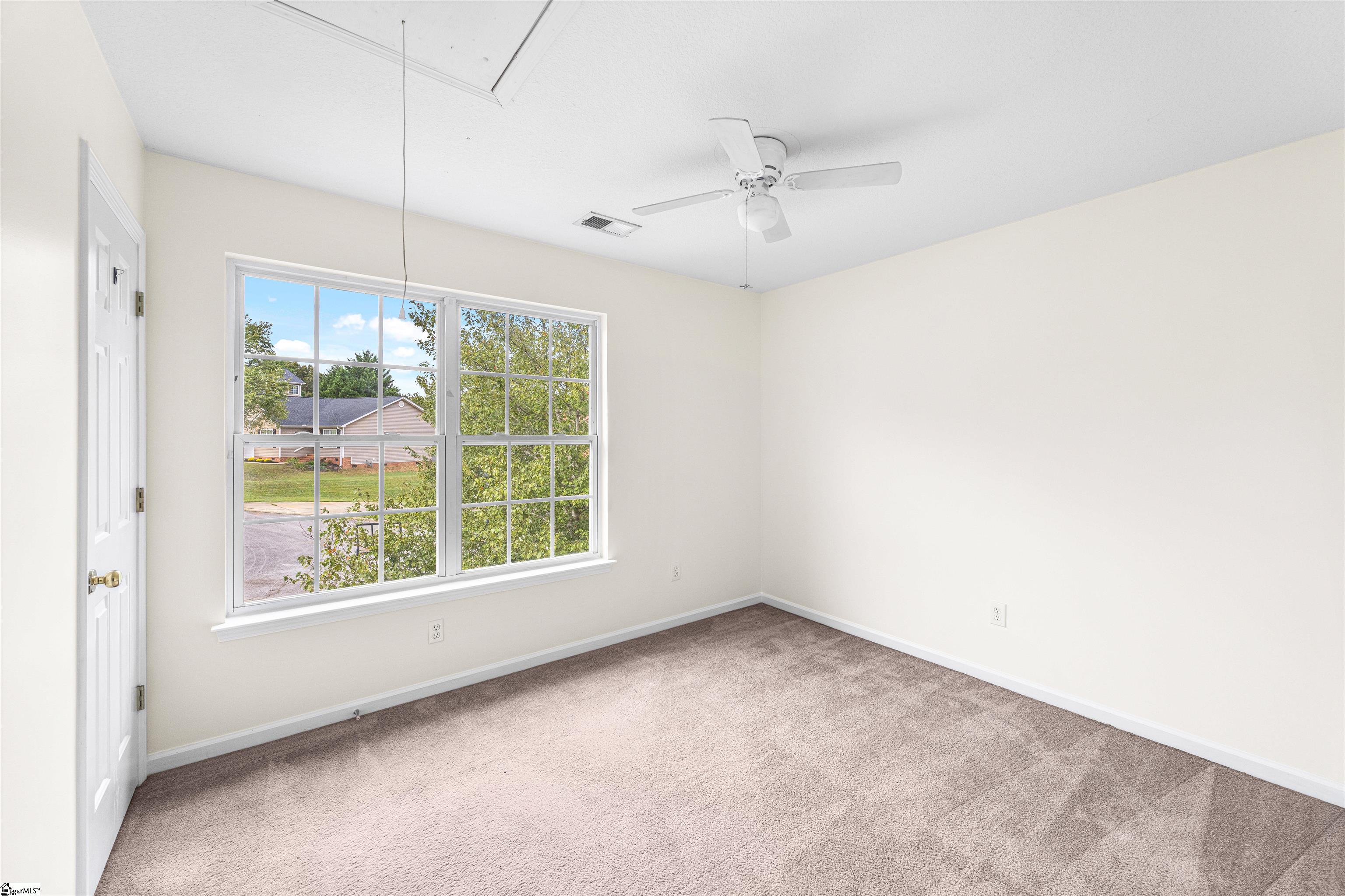 8 Gentian Court Taylors, SC 29687