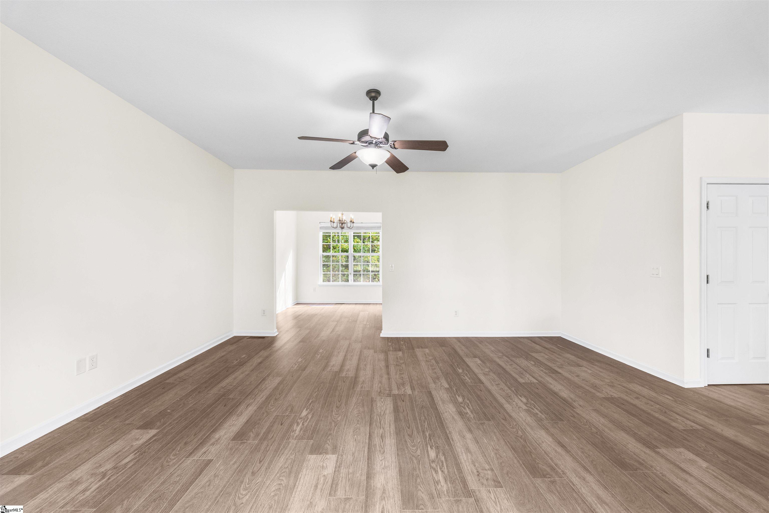 8 Gentian Court Taylors, SC 29687