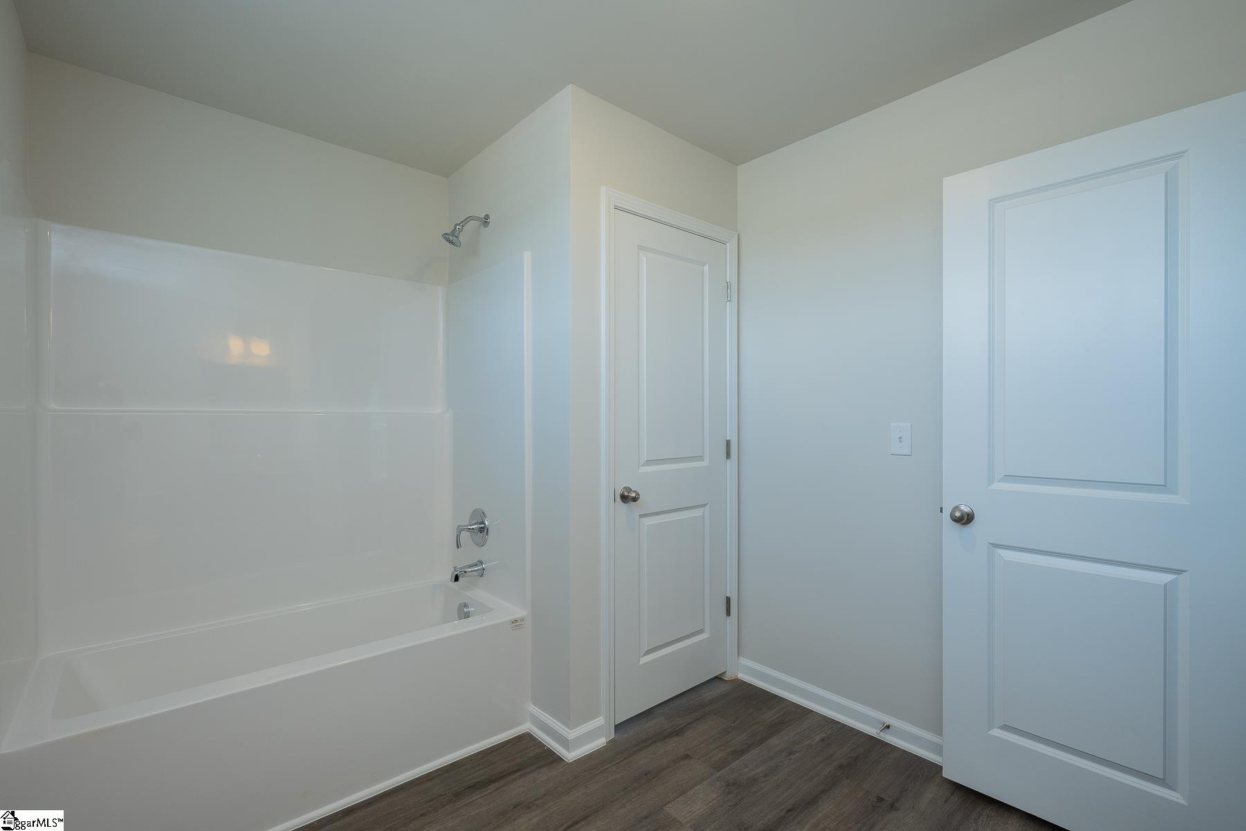 220 Waltham Court Greenville, SC 29617