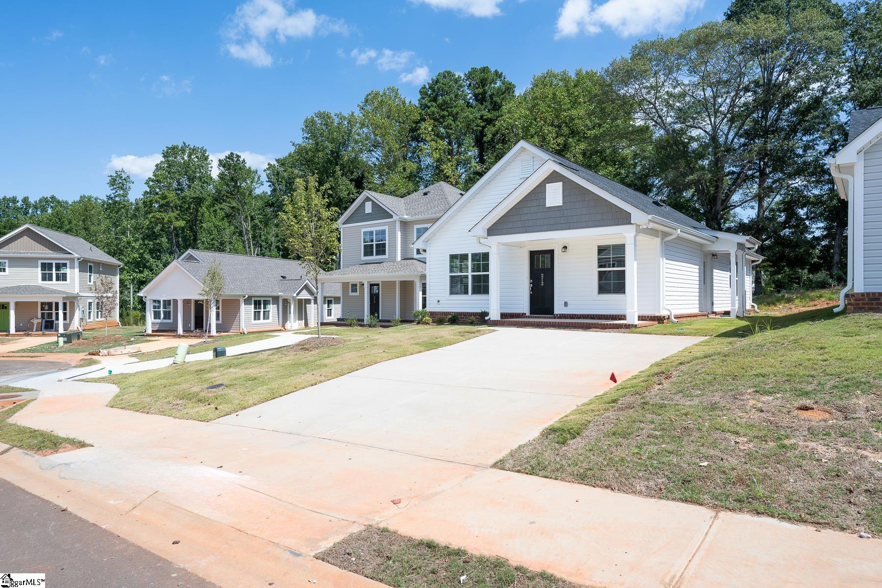 212 Waltham Court Greenville, SC 29617