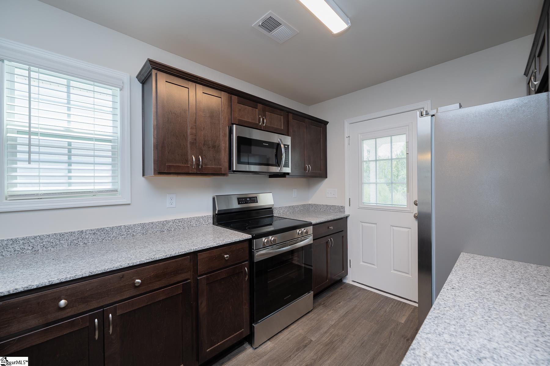 209 Waltham Court Greenville, SC 29617