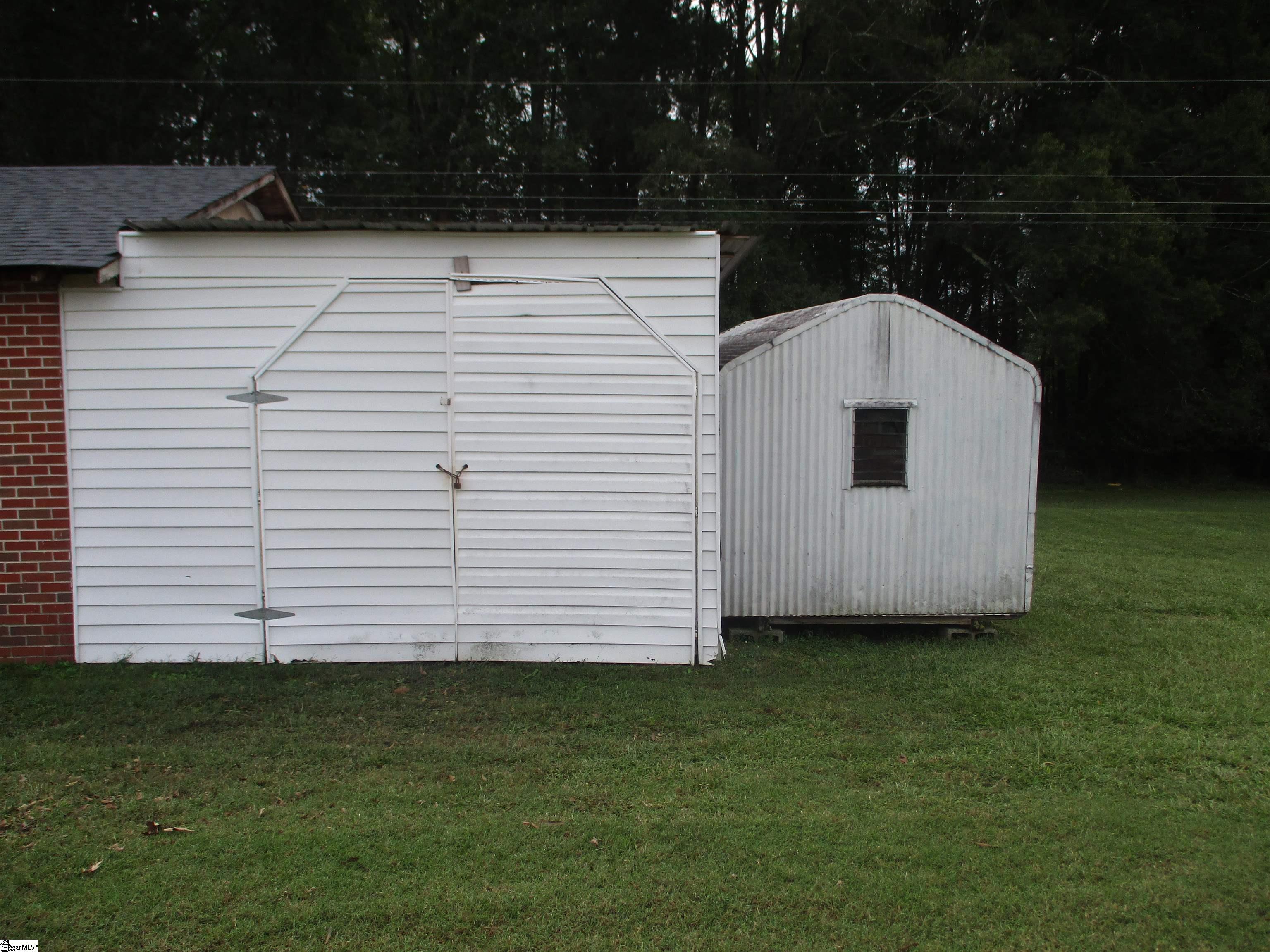 202 Edgewood Drive Belton, SC 29627