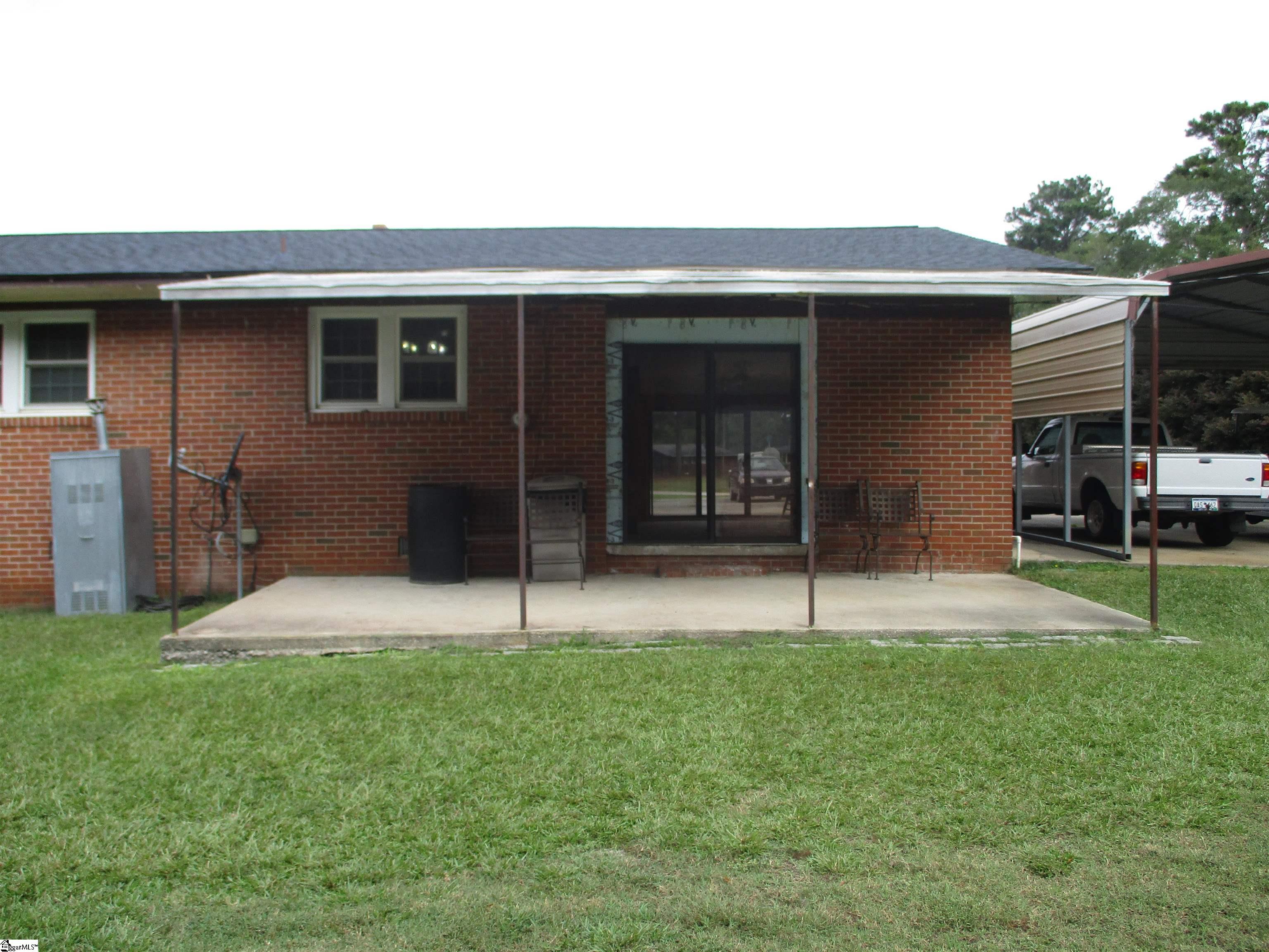 202 Edgewood Drive Belton, SC 29627