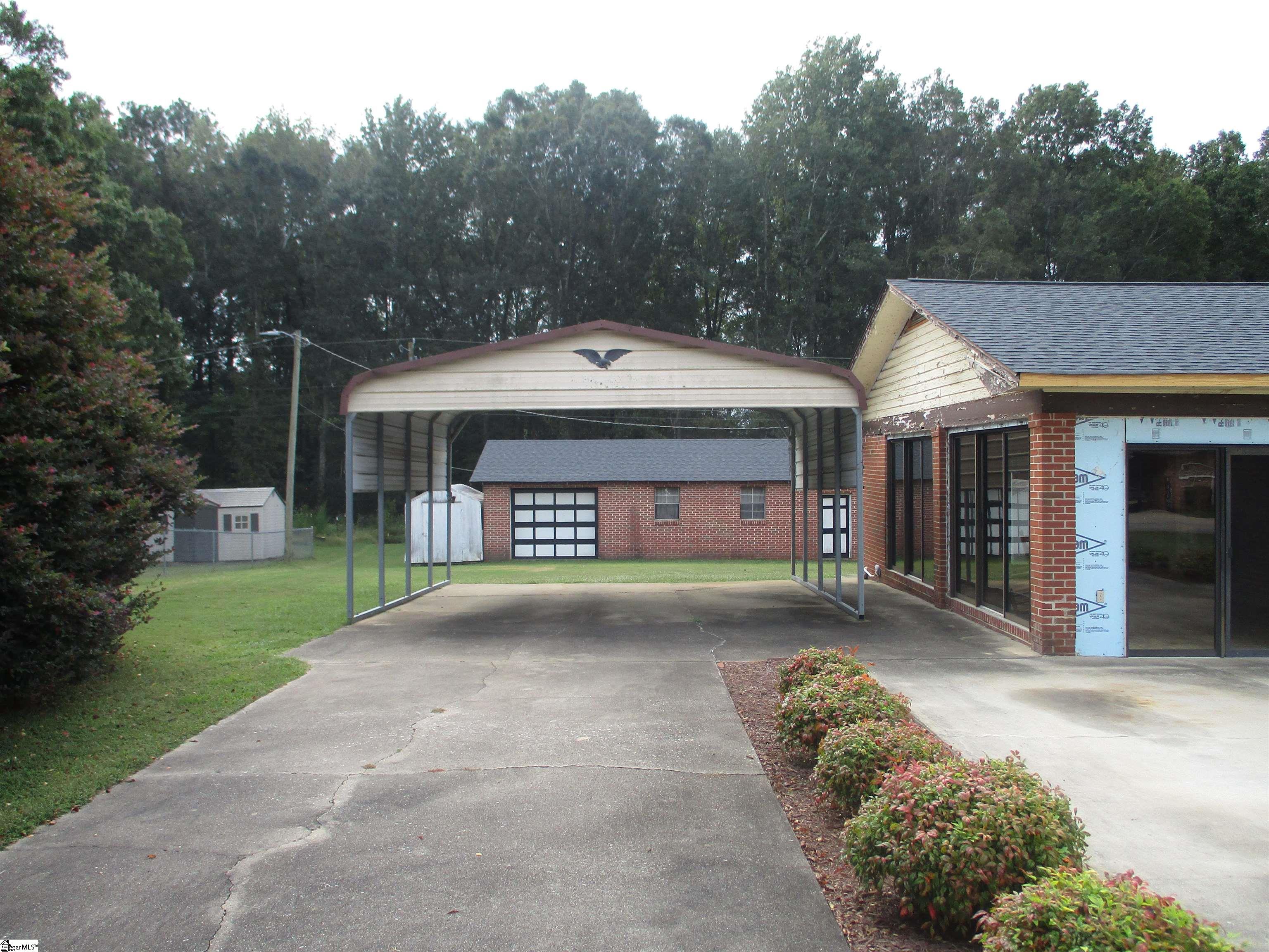 202 Edgewood Drive Belton, SC 29627