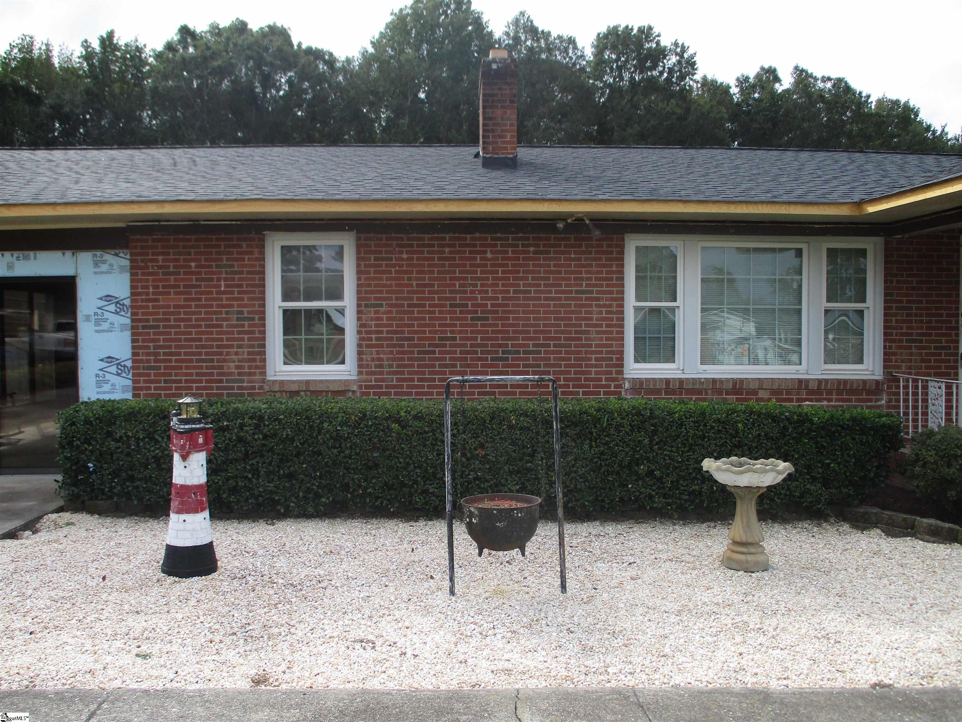 202 Edgewood Drive Belton, SC 29627