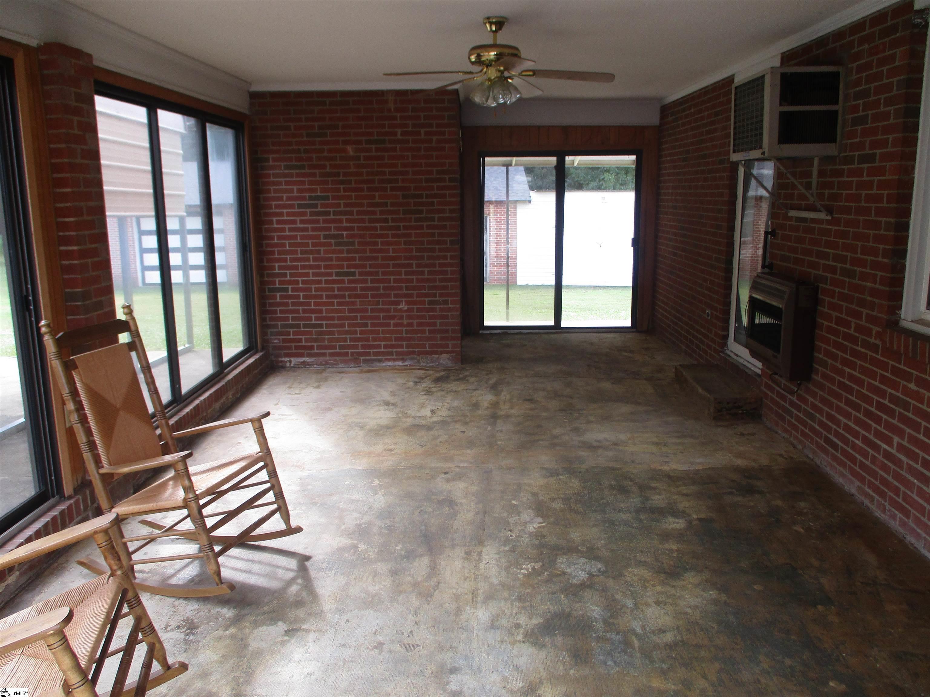 202 Edgewood Drive Belton, SC 29627