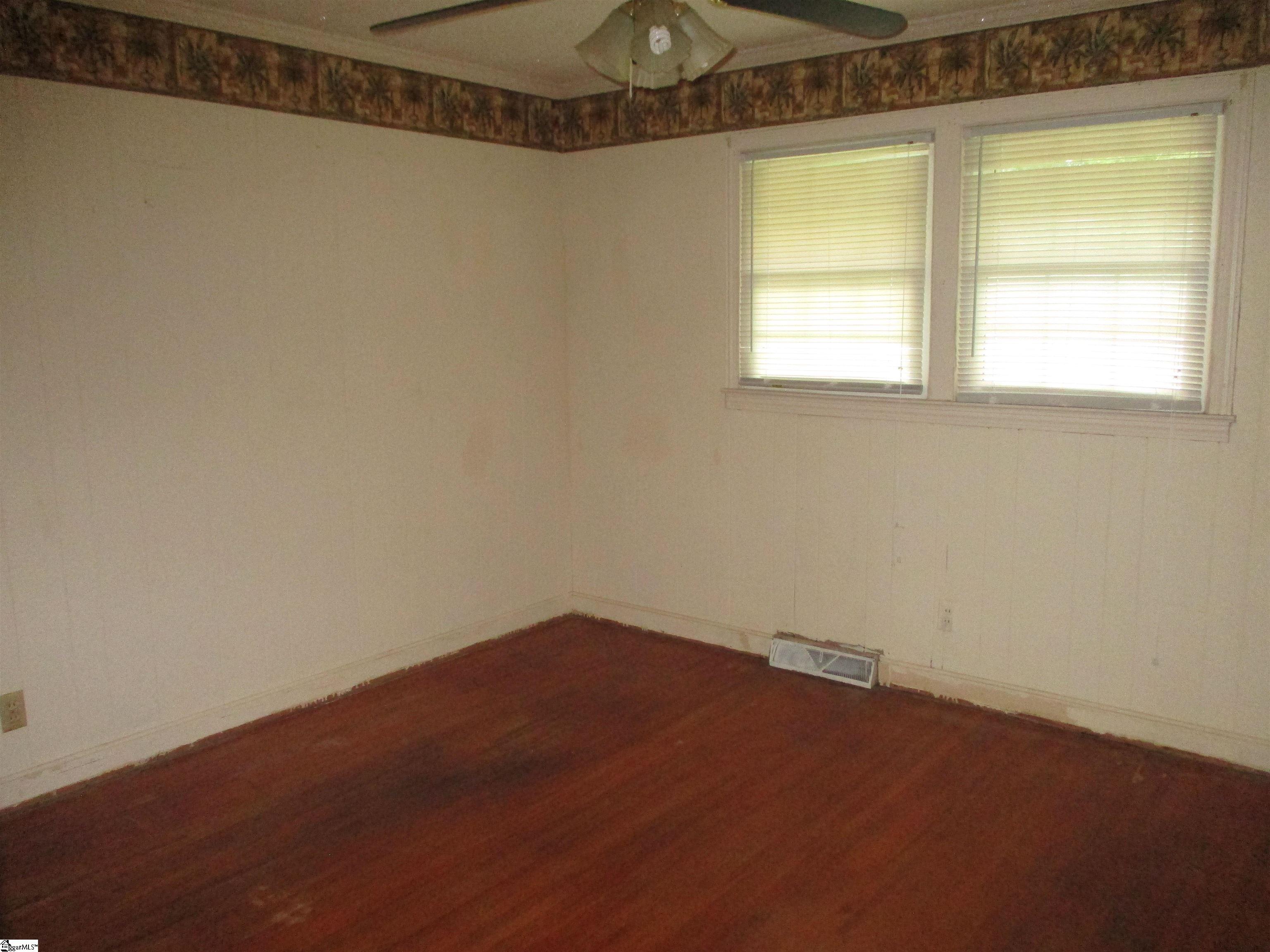 202 Edgewood Drive Belton, SC 29627