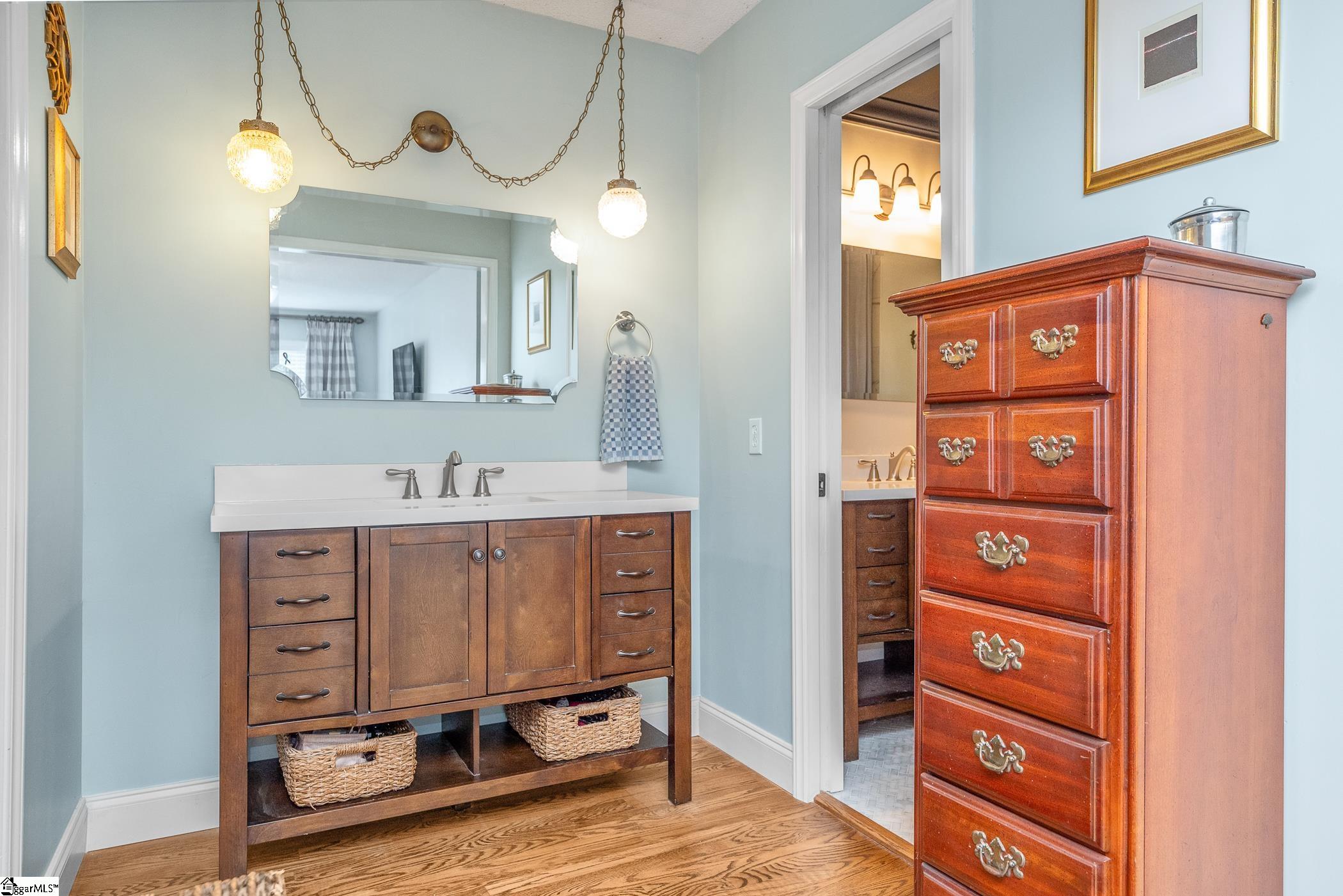 254 Hollis Drive Spartanburg, SC 29307