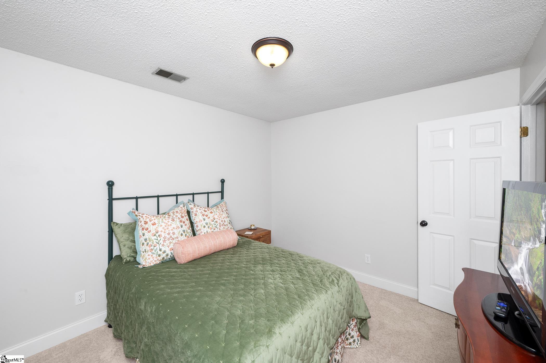 254 Hollis Drive Spartanburg, SC 29307